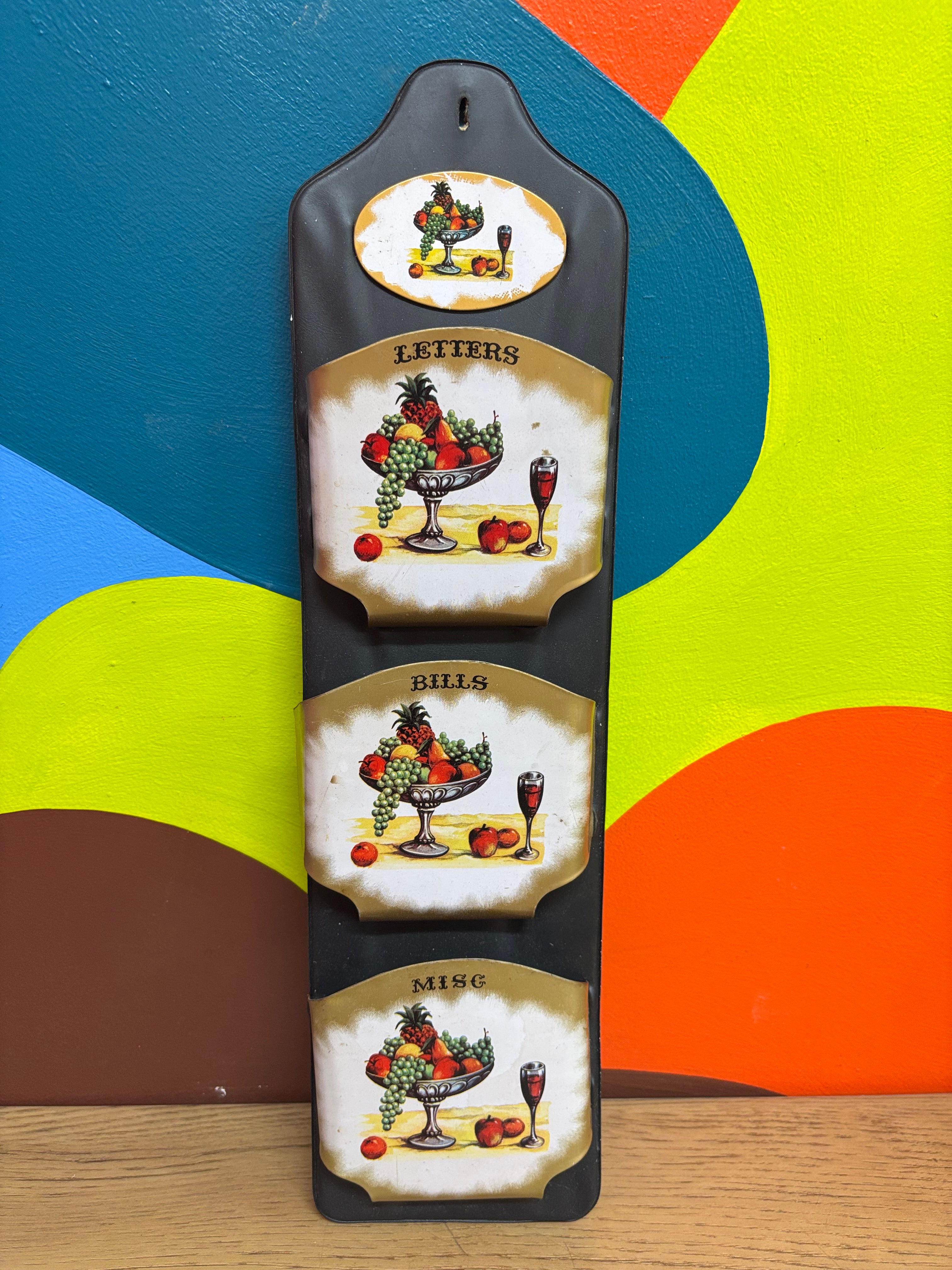 Tin Wall Letter Mount