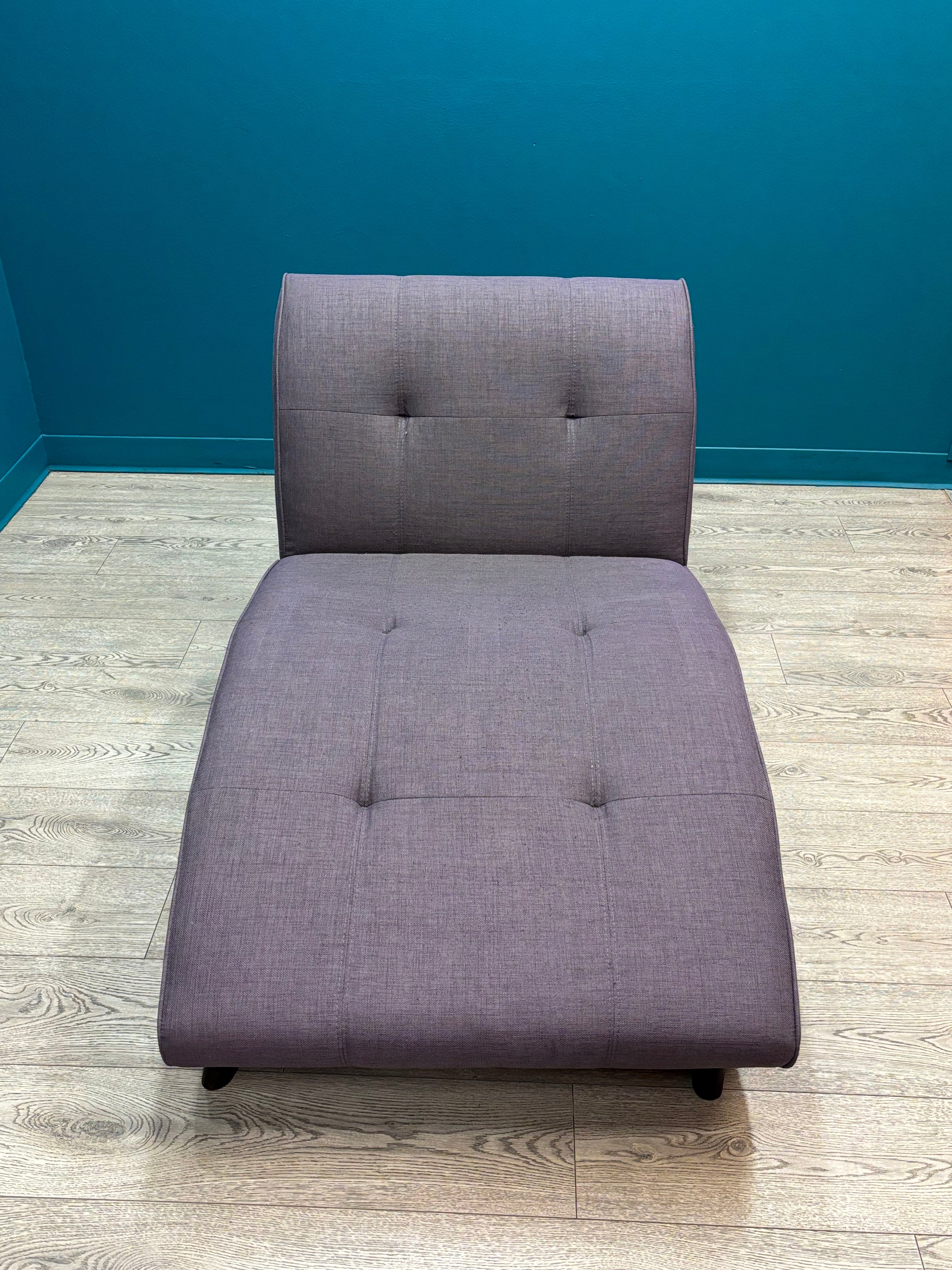 Light Purple Lounge Chaise (EQ3)
