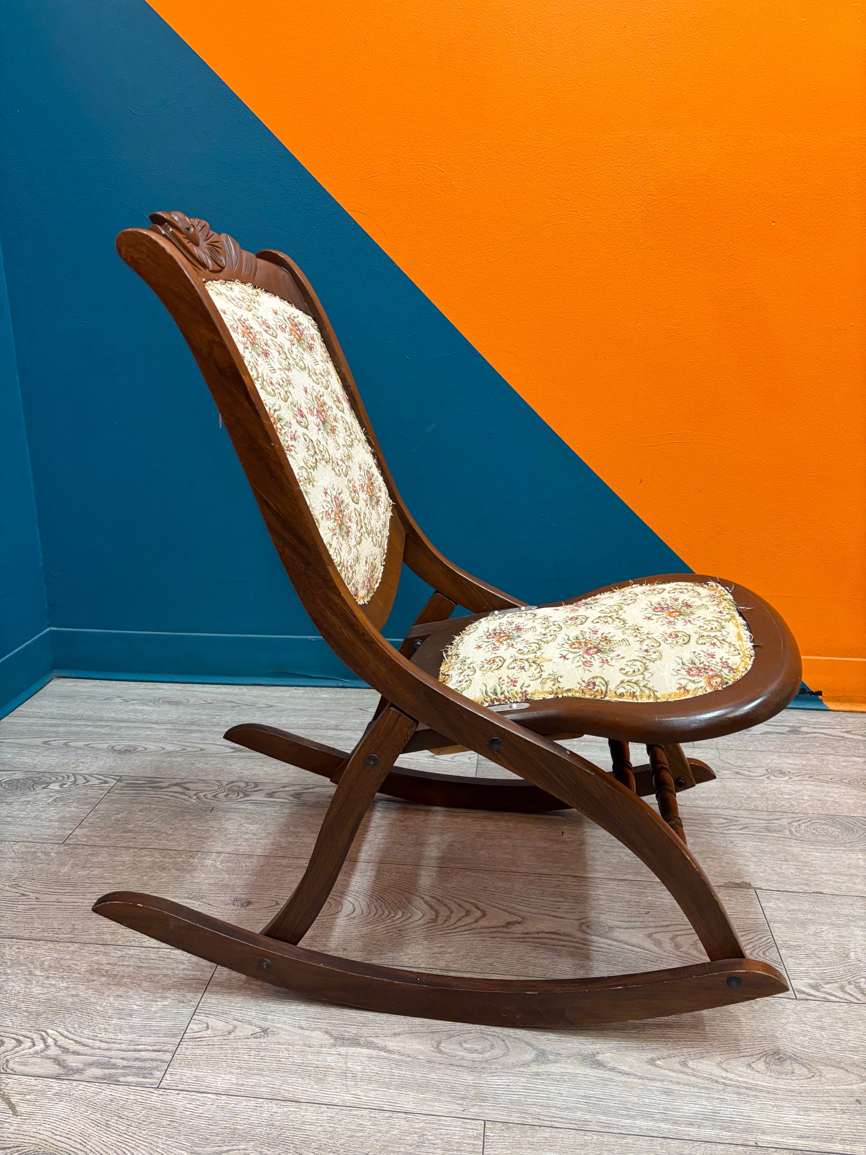 Folding Wood Rocking Chair