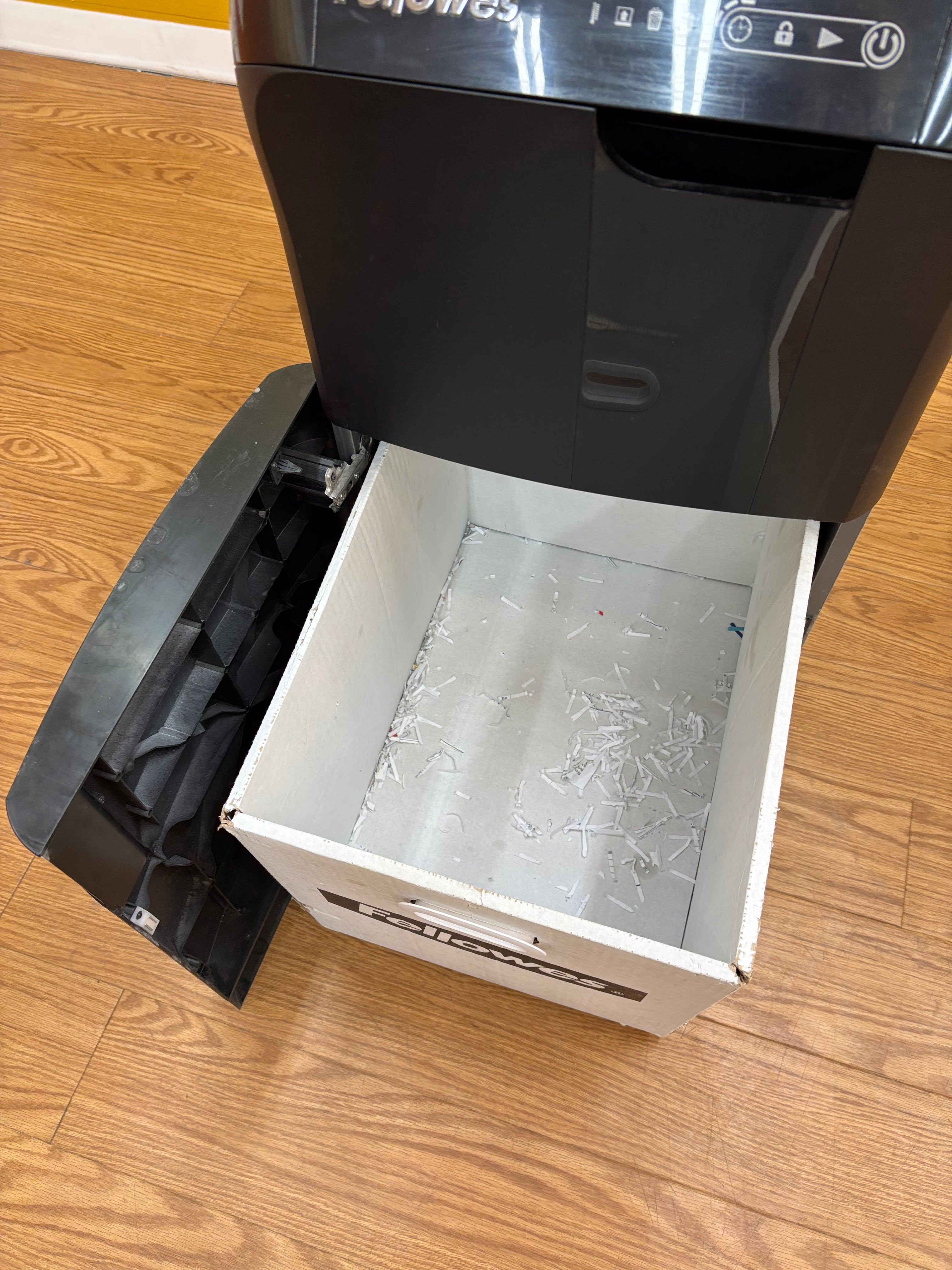 Fellowes Automax 500CL Cross Cut Paper Shredder