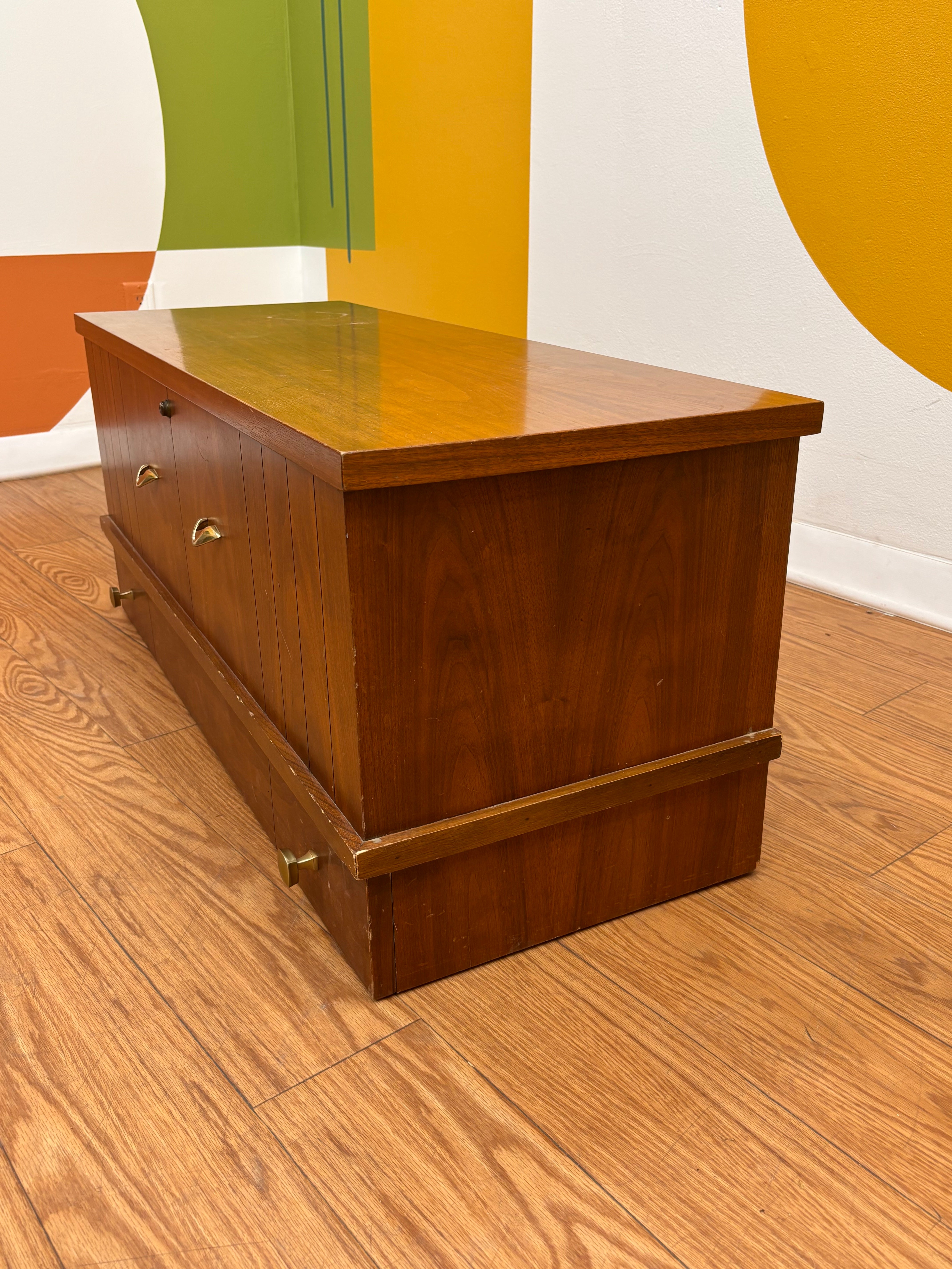Lane Wood Chest