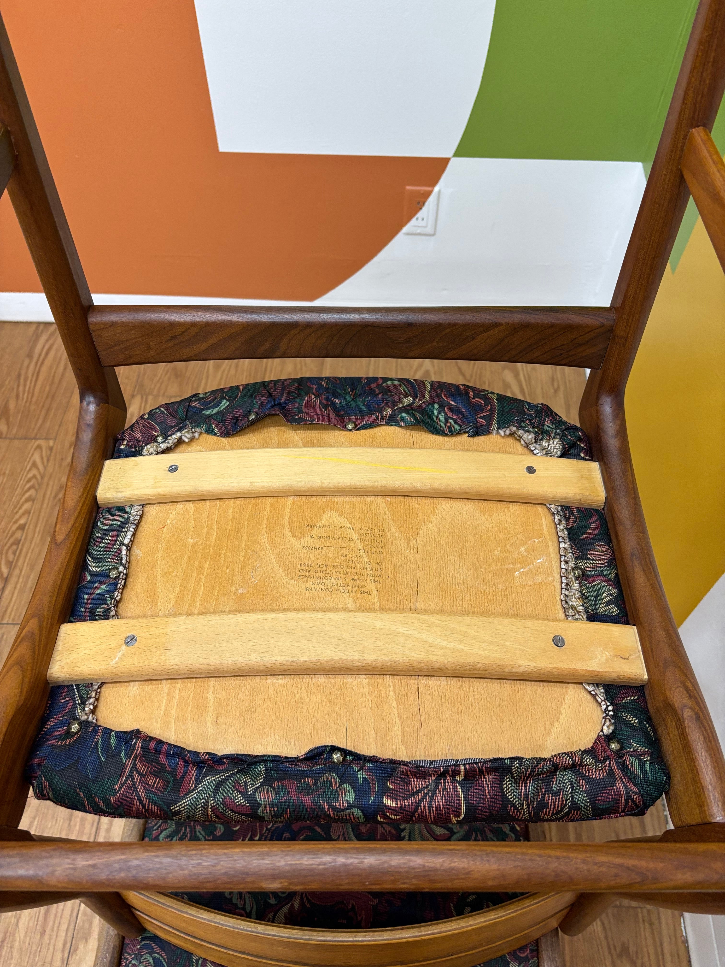 (2) Wood Dining Chairs
