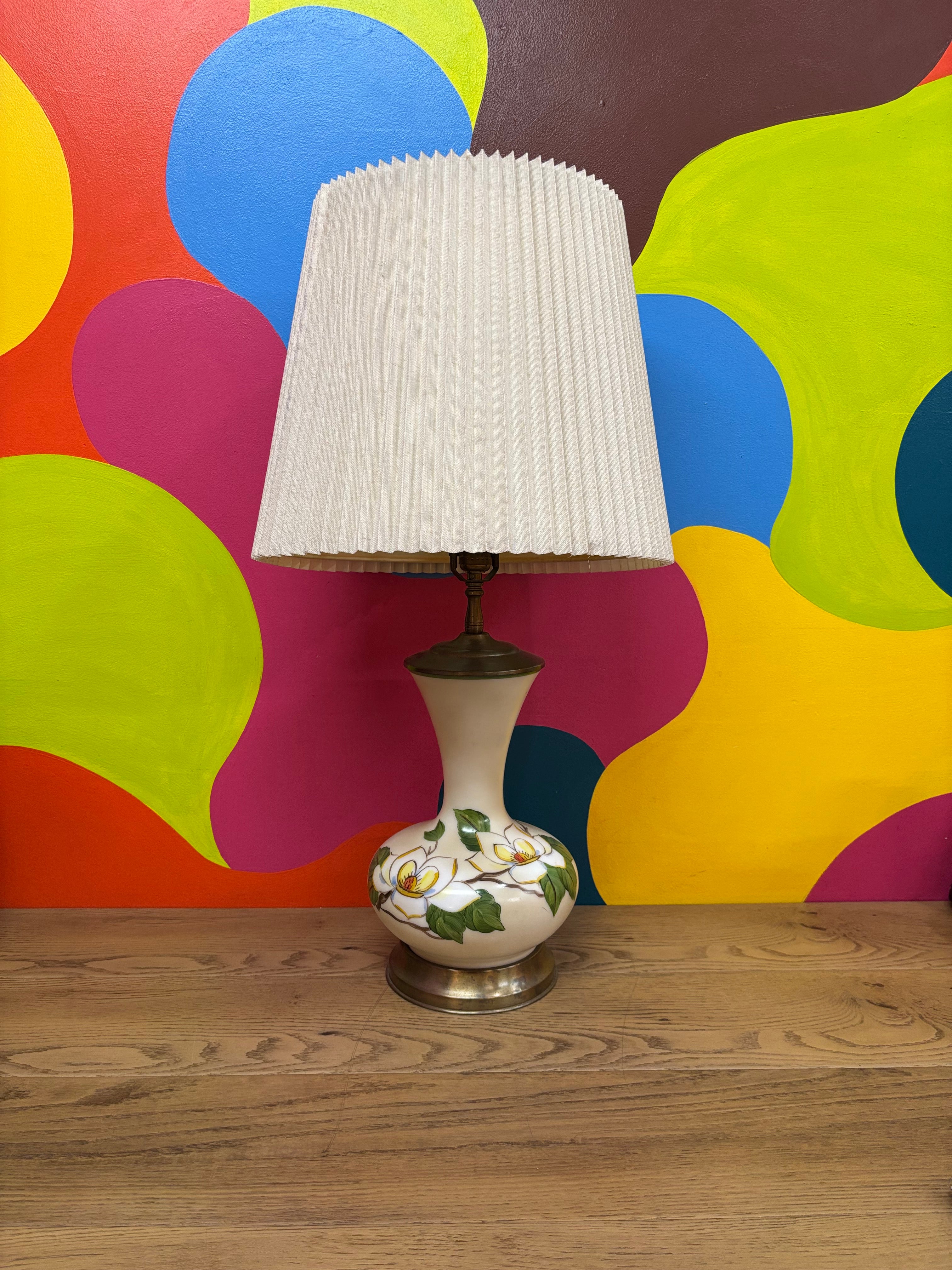 White Lotus Table Lamp