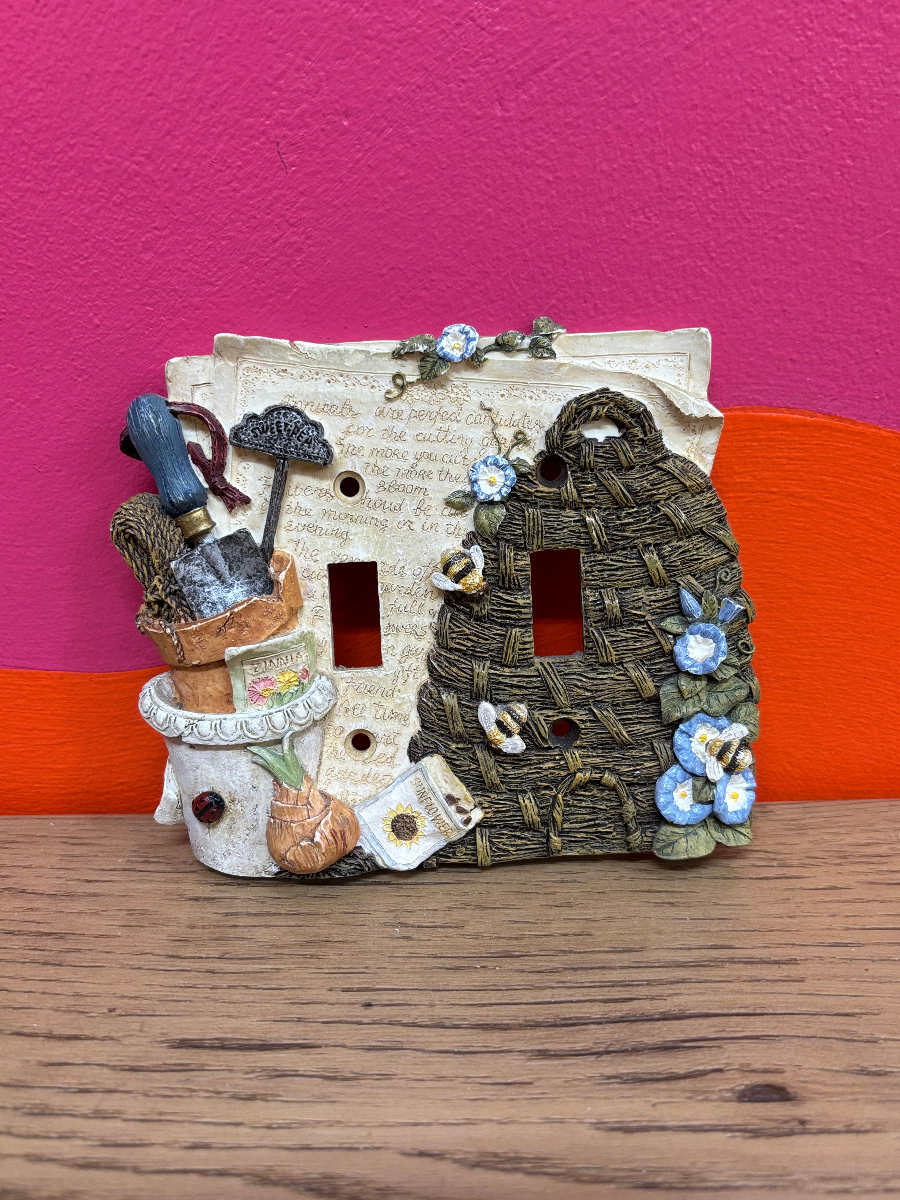 Light Switch Cover - Bee