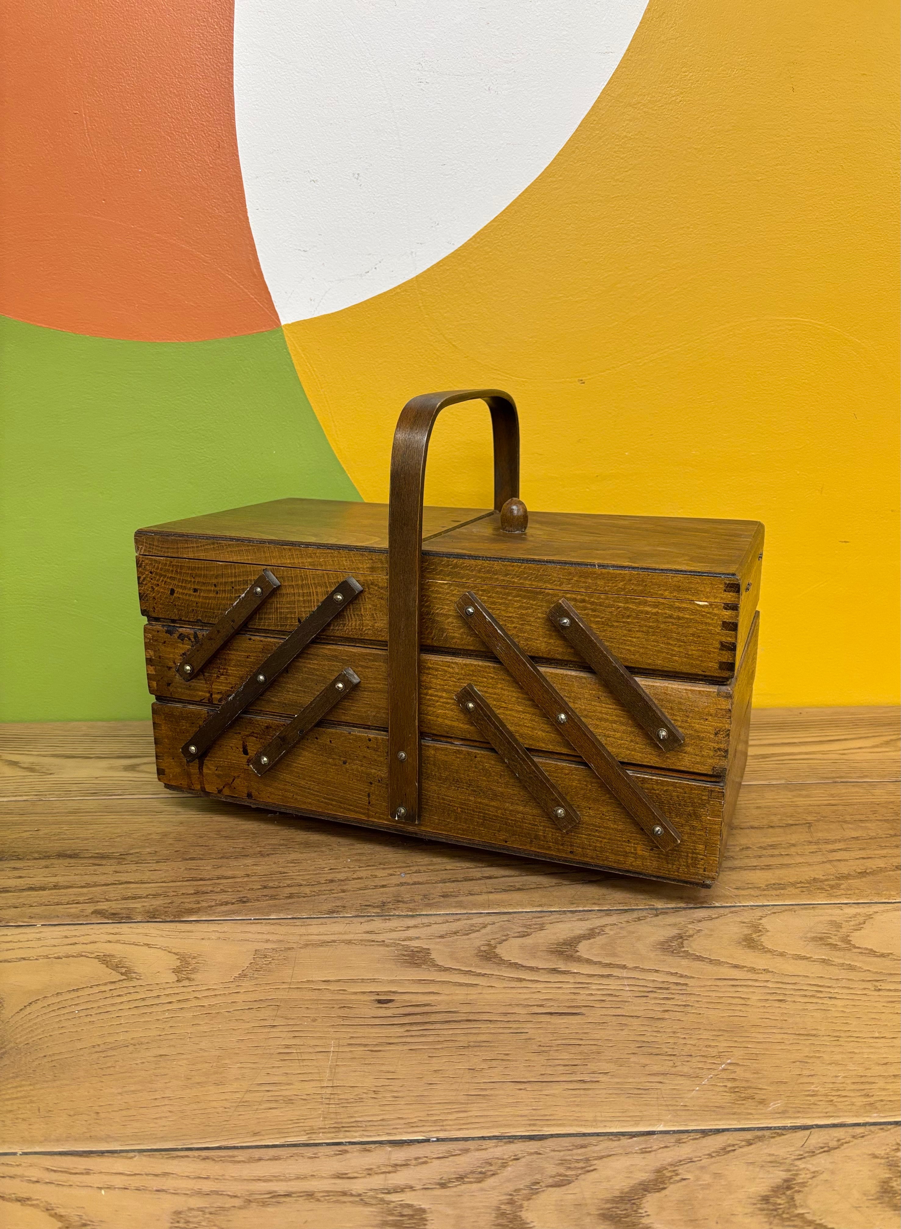 Accordion Sewing Box