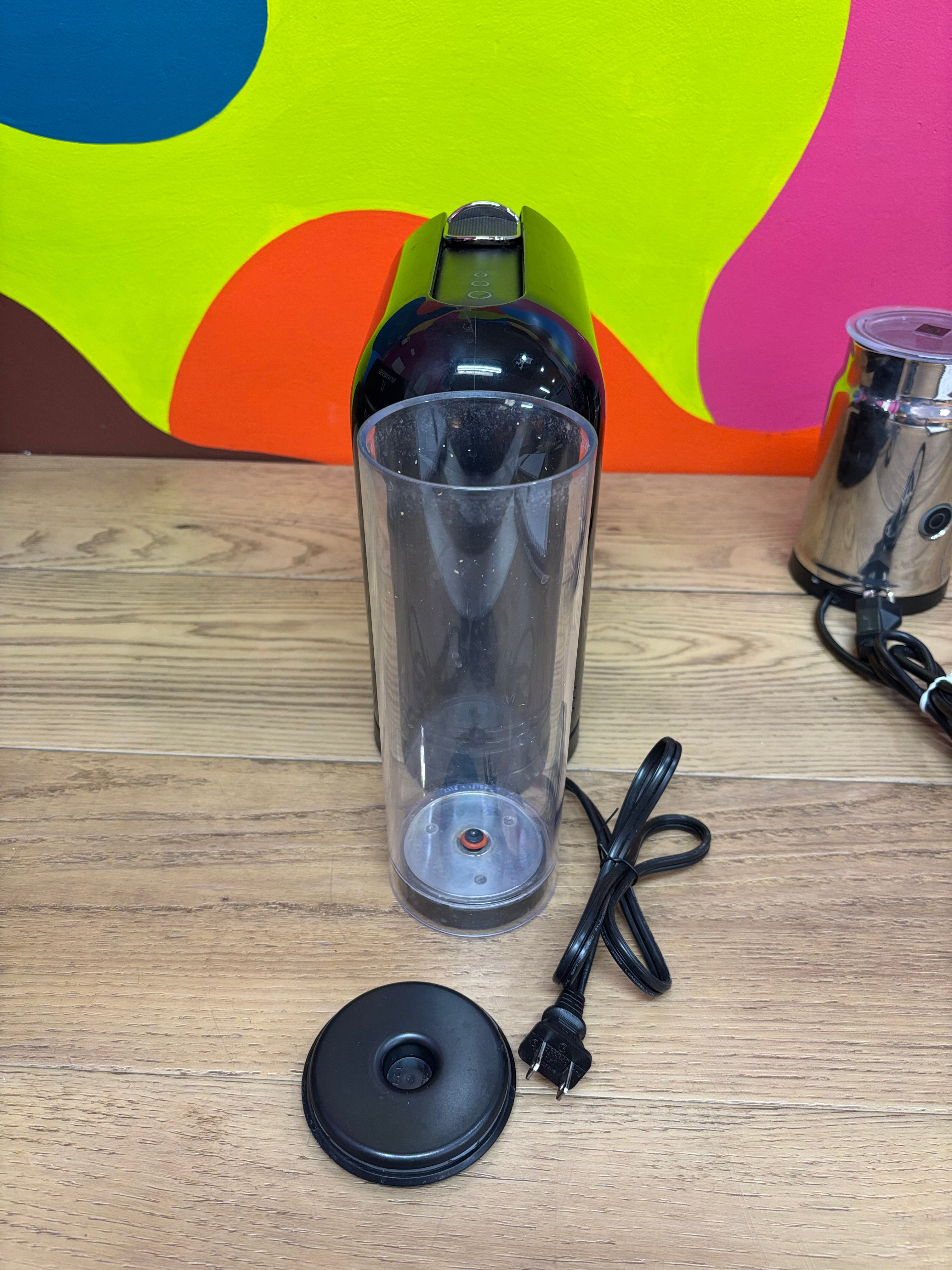 Nespresso Coffee Machine with Aeroccino