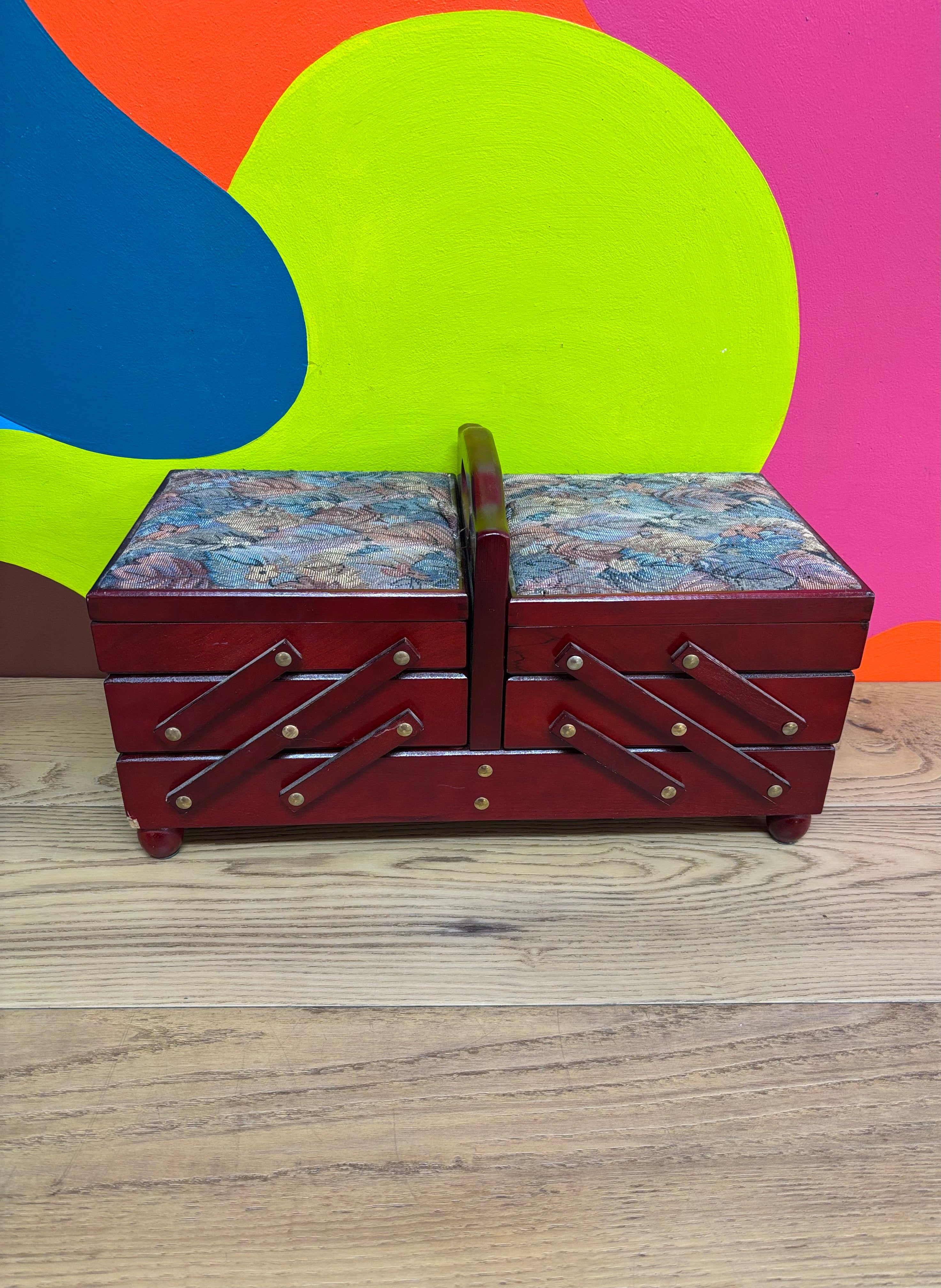 Accordion Sewing Box