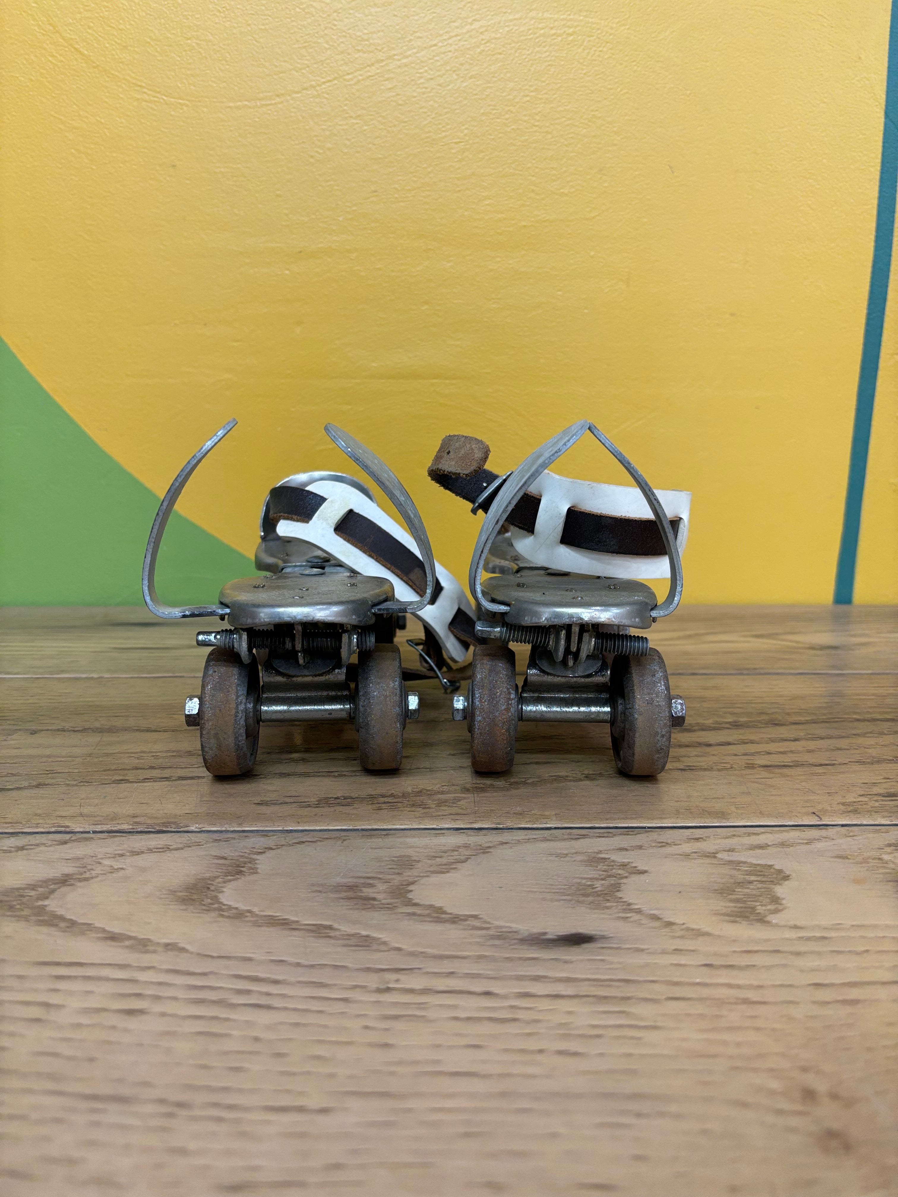 Sun-Line Adjustable Roller Skates