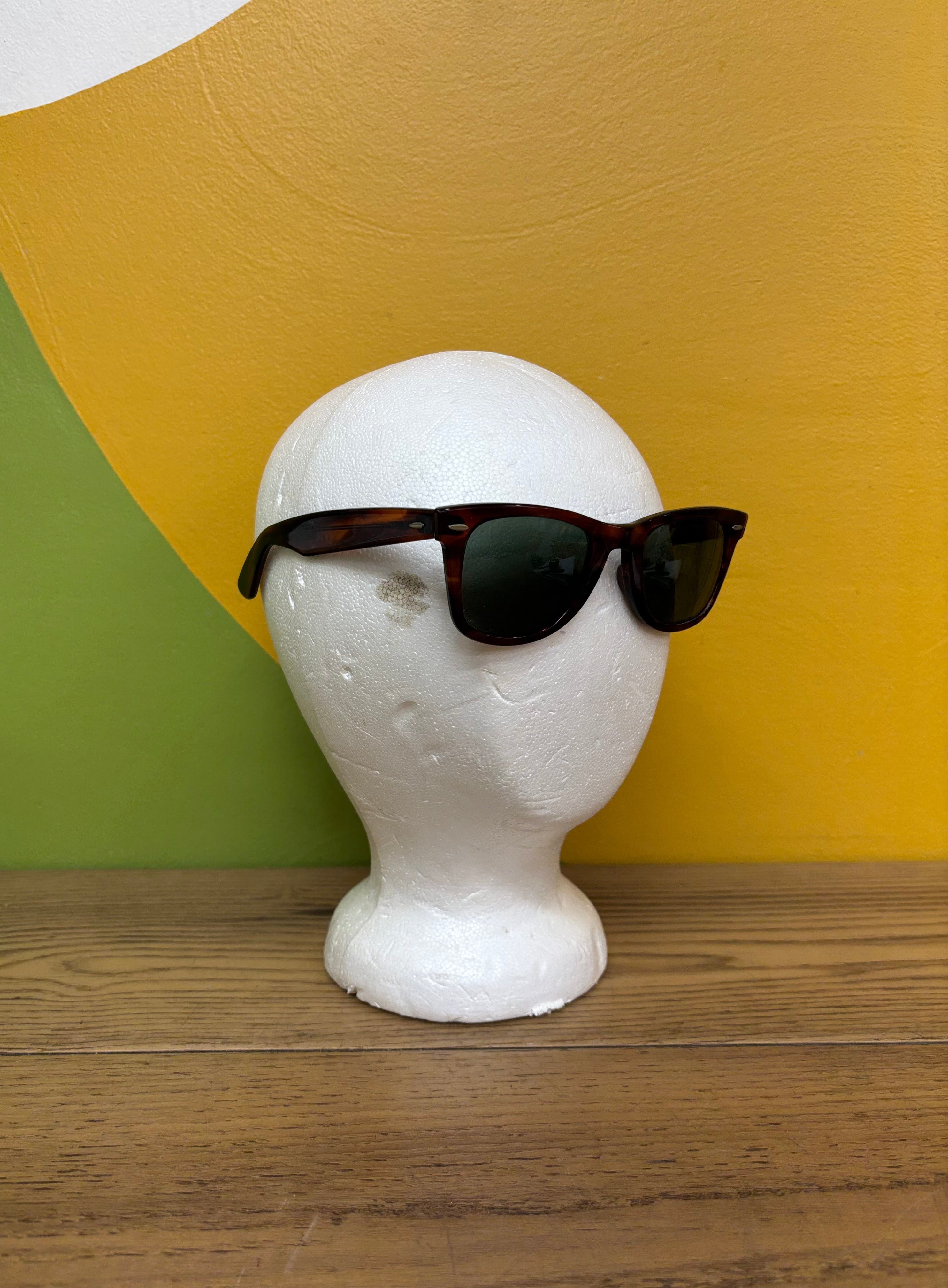 Ray Ban Wayfarer Sunglasses