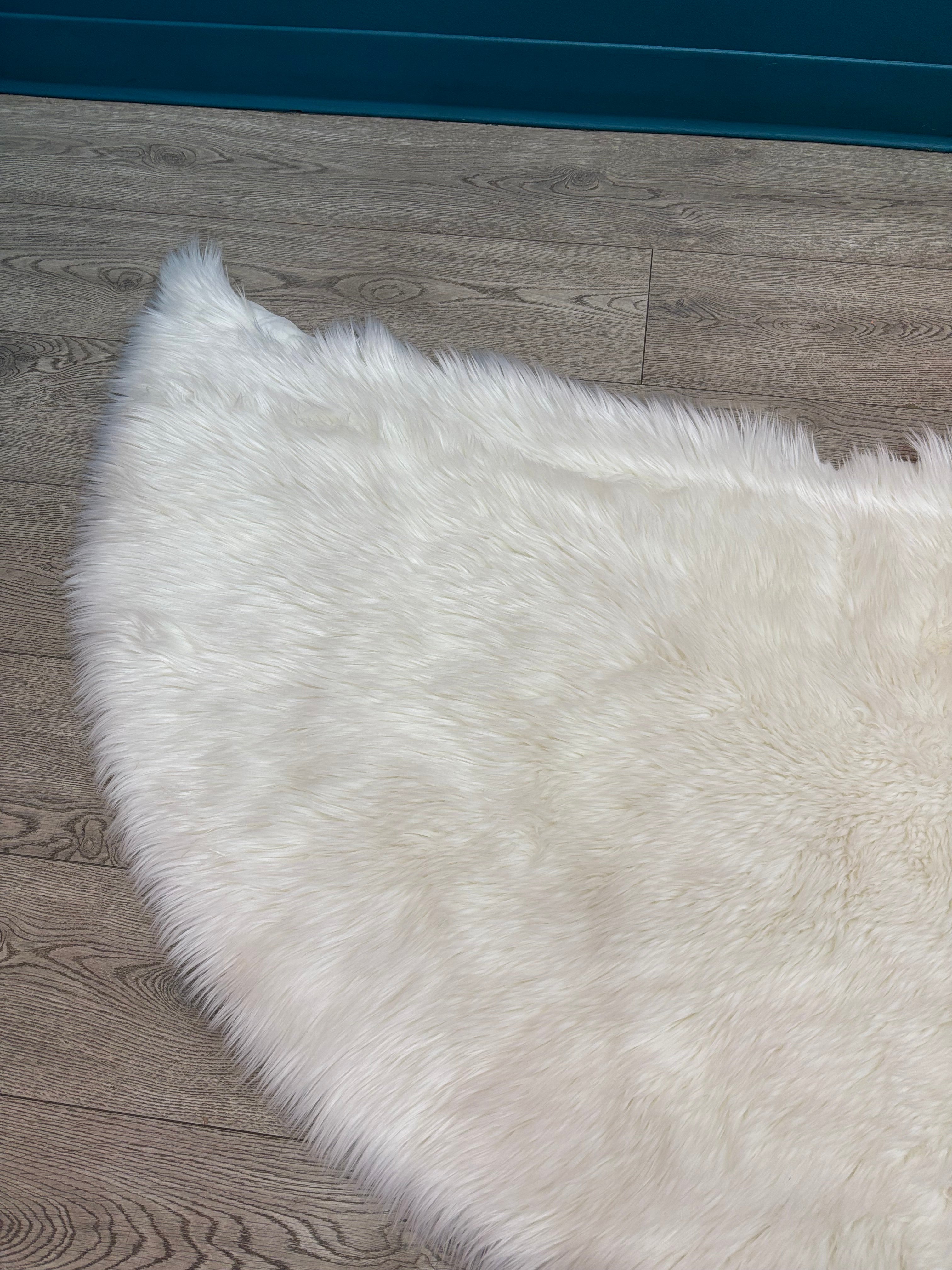 Half Moon White Faux Fur Rug