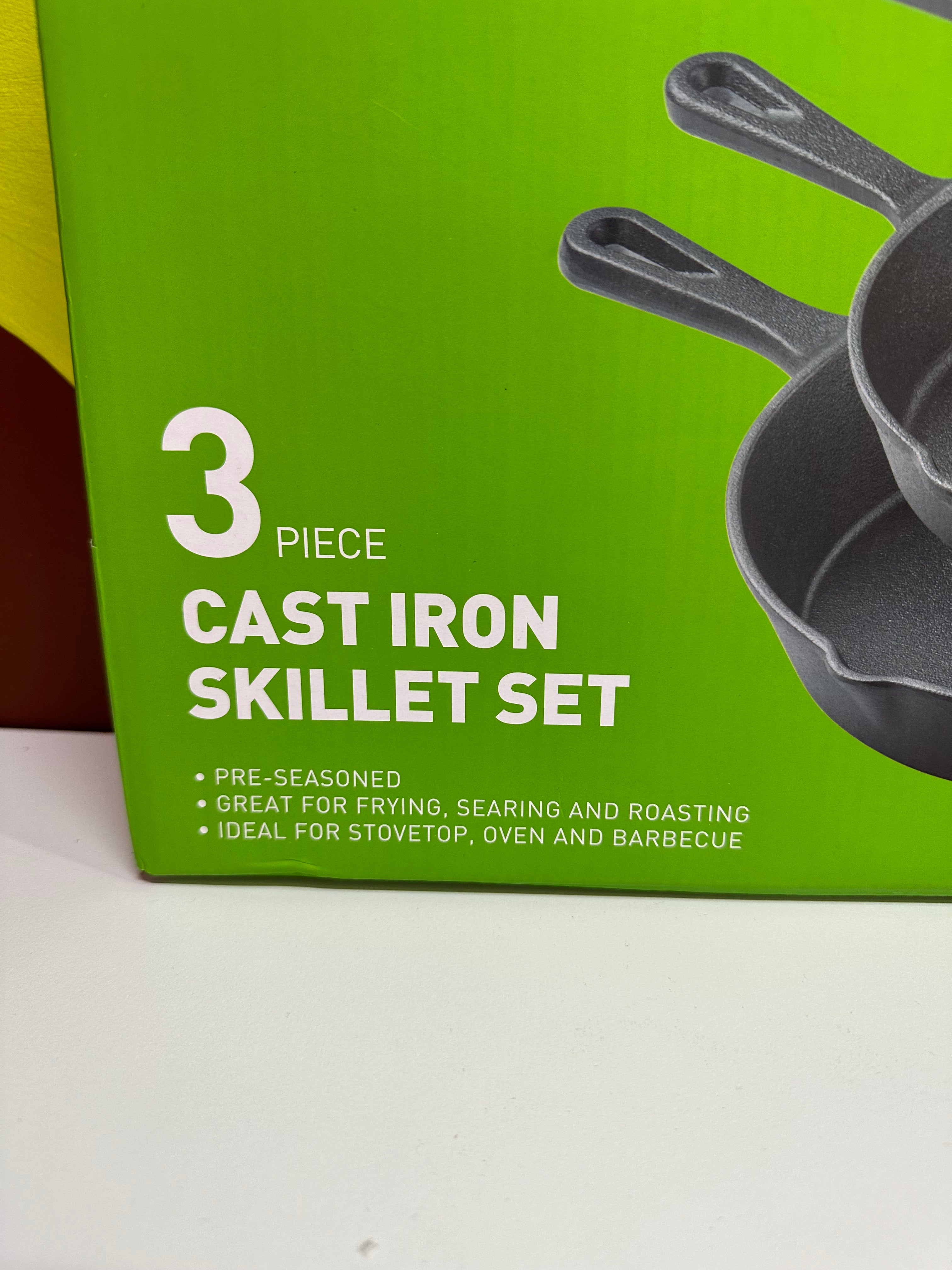 3 Piece Cast Iron Skillet Set