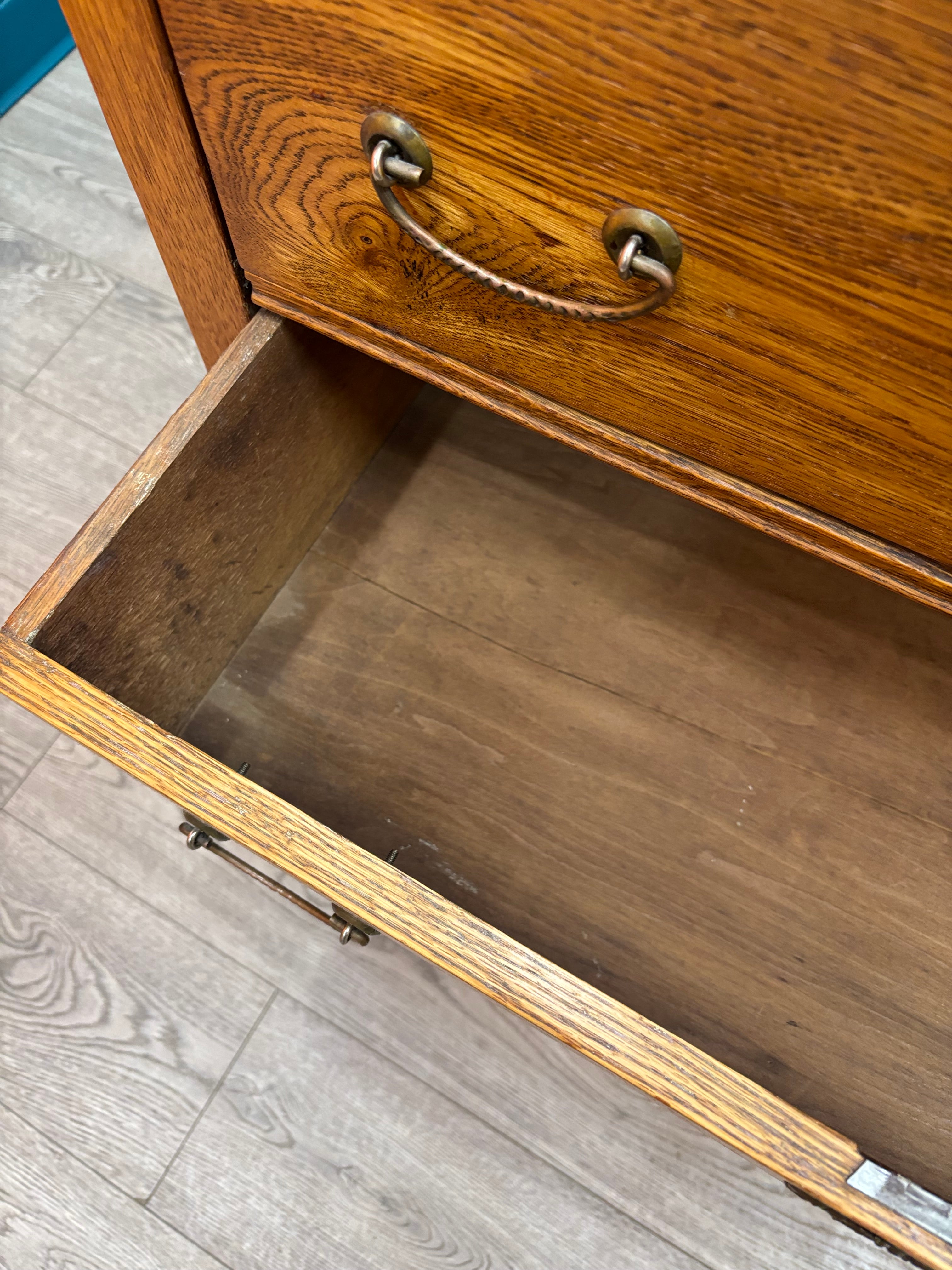 Wood 5 Drawer Dresser