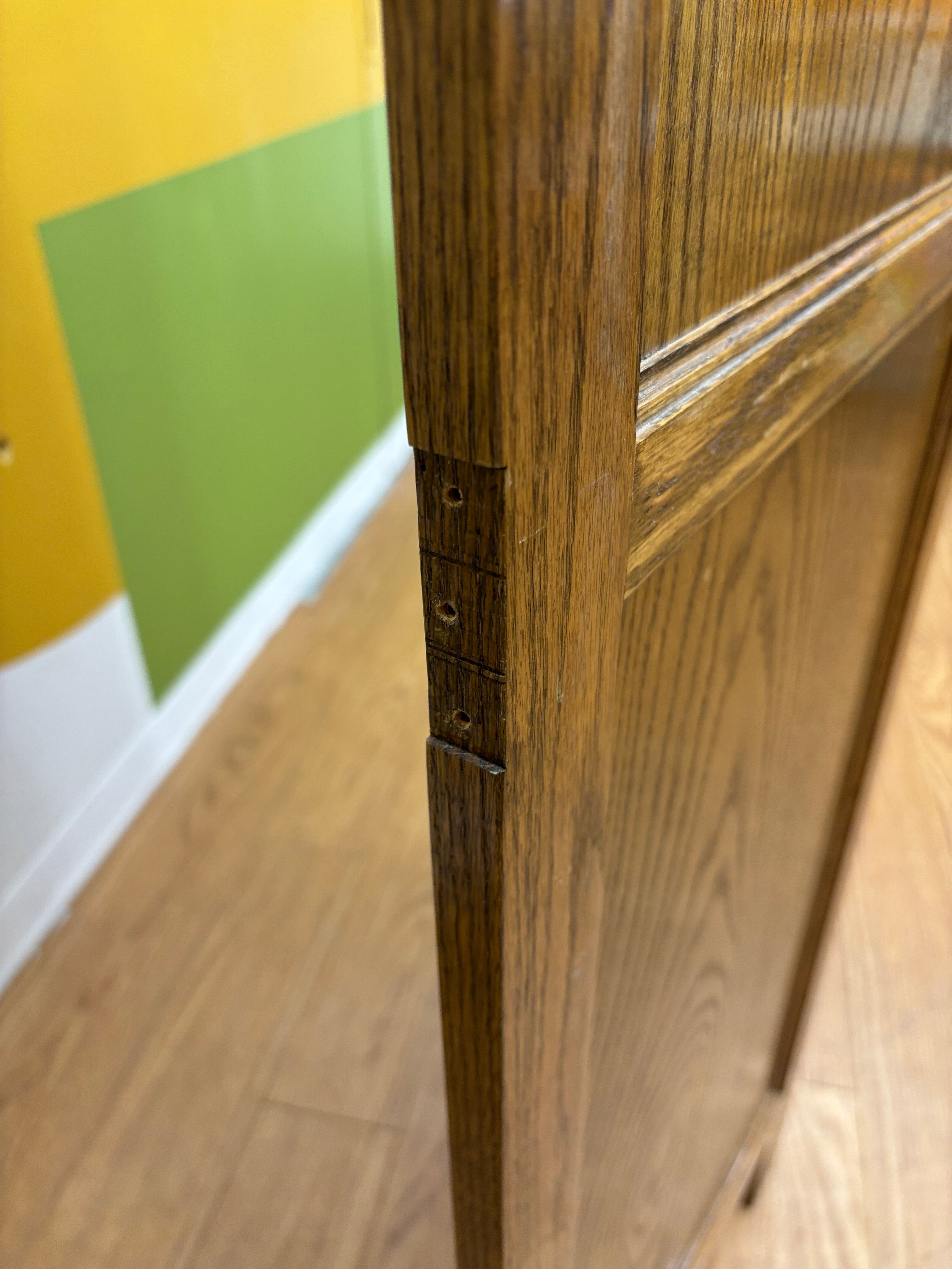 2 Panel Room Divider (2 available)