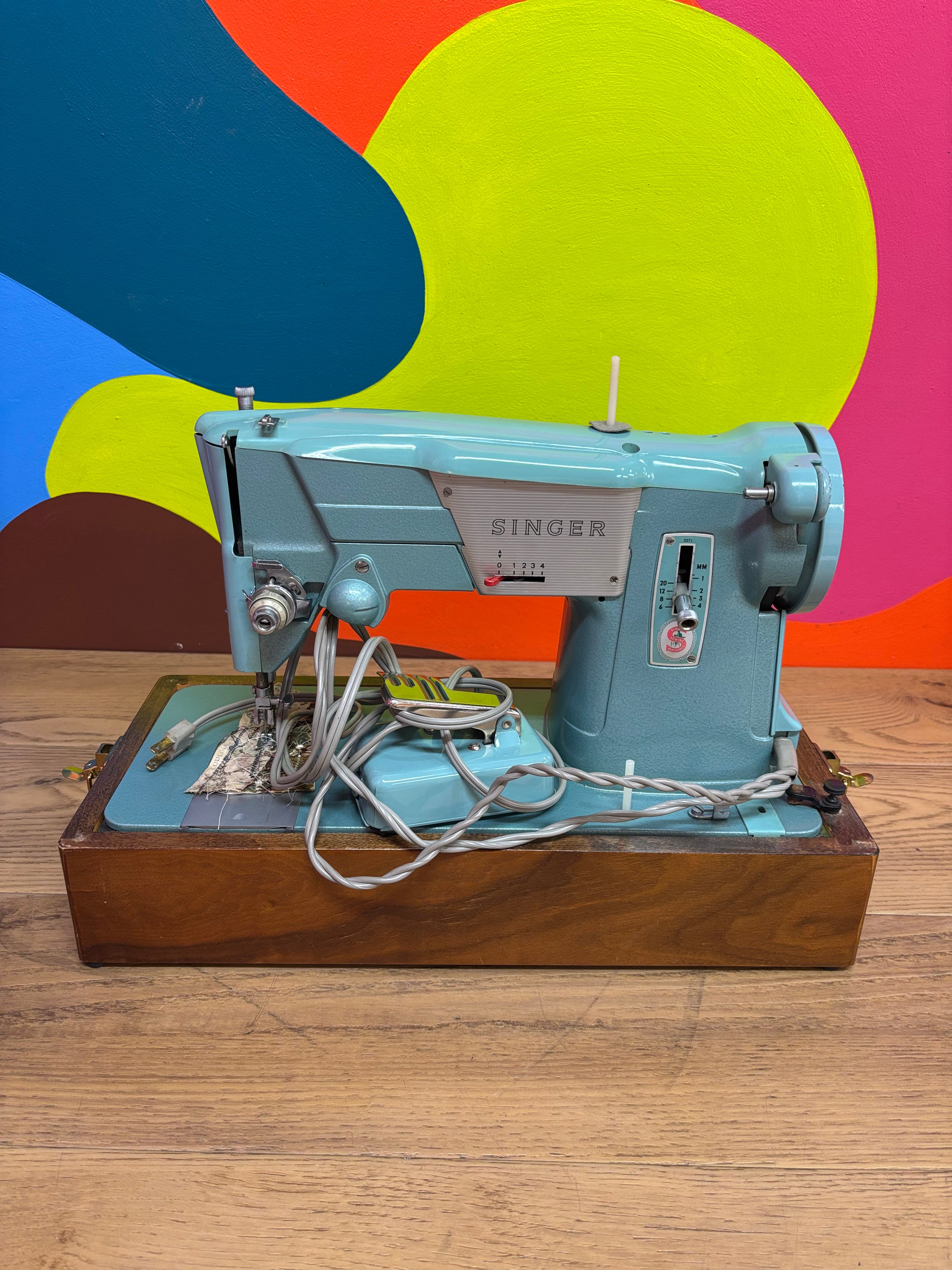 Teal Singer Sewing Machine in Carrying Case