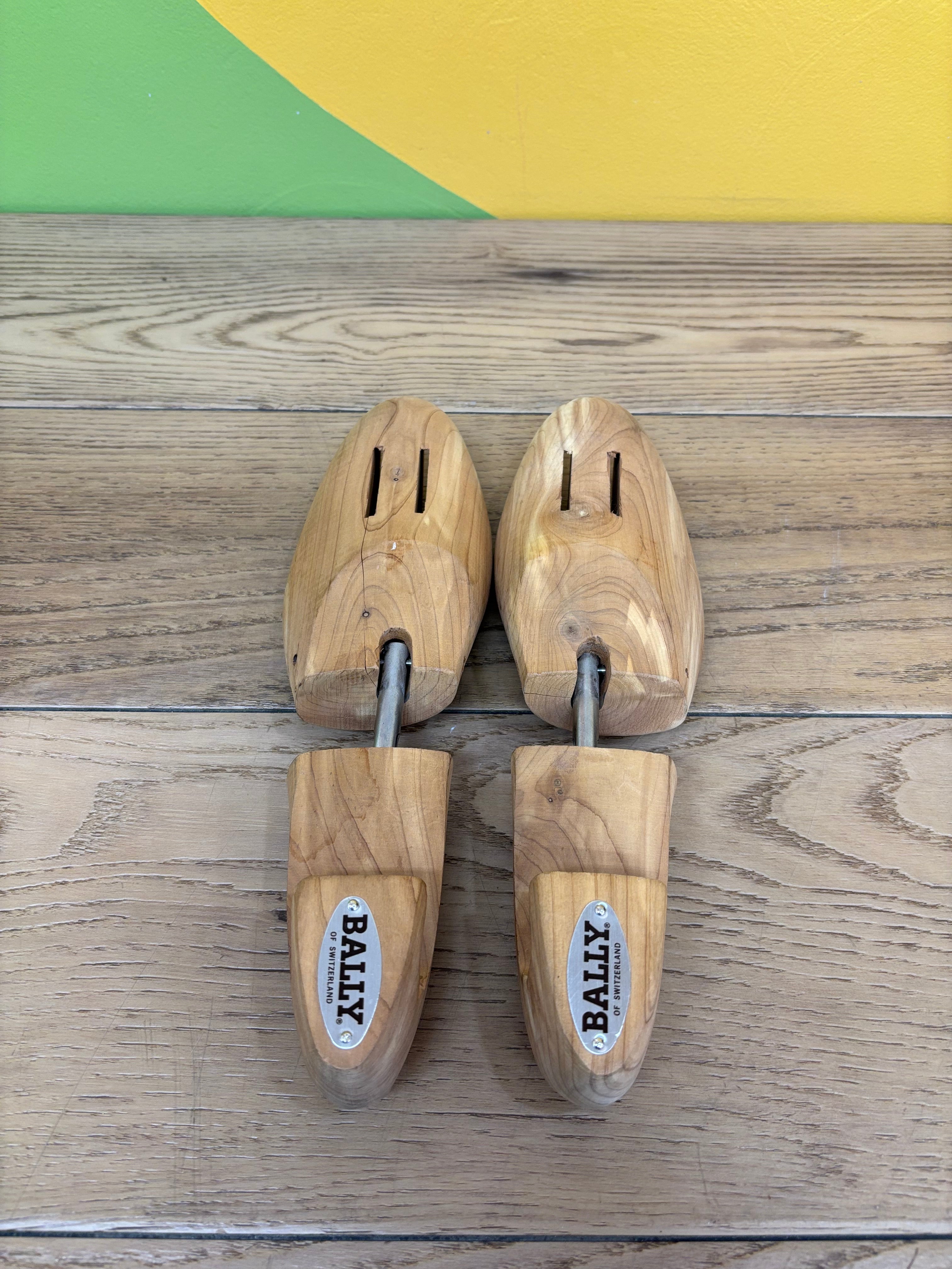Wood Bally of Switzerland Shoe Trees - Size Large
