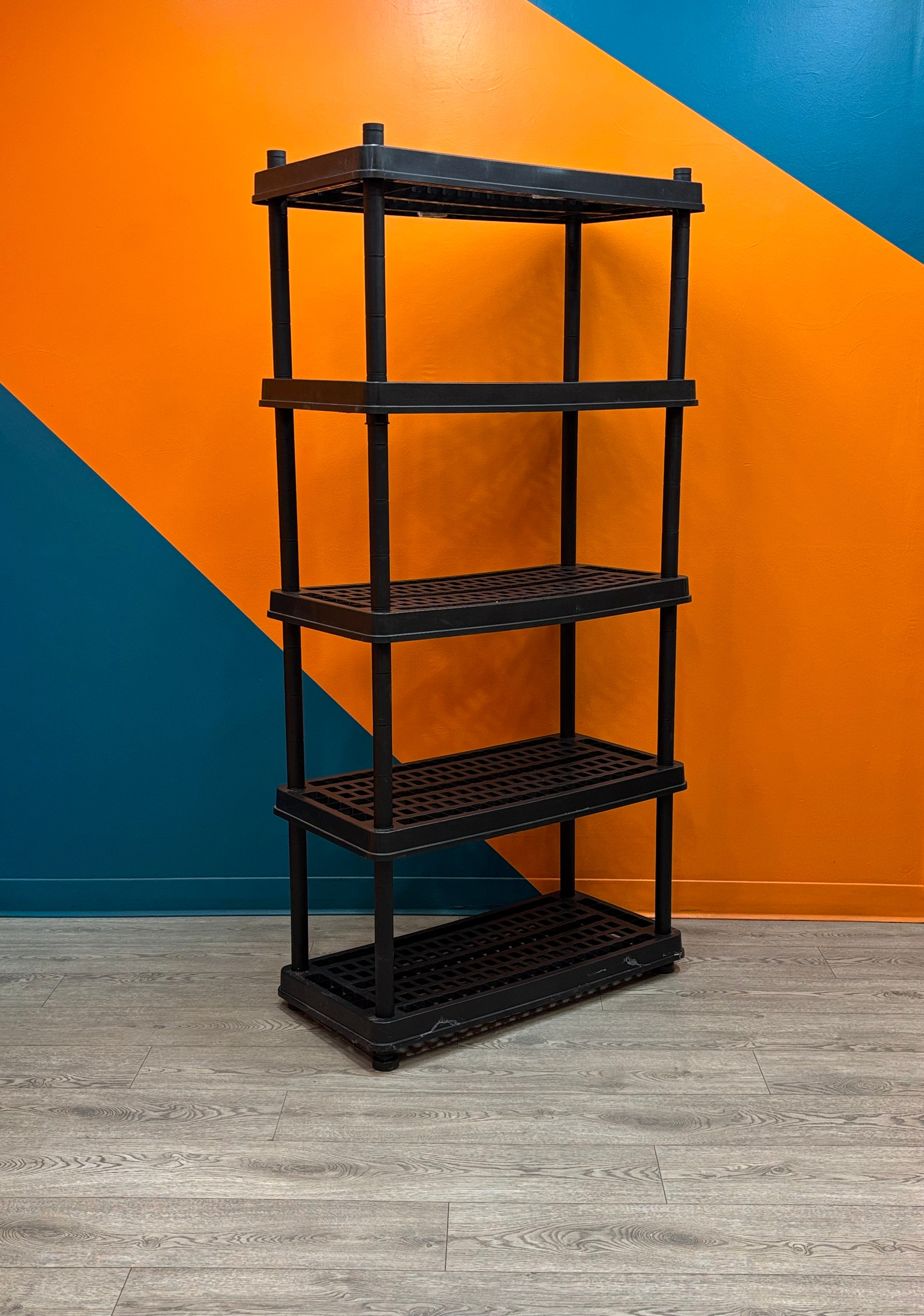 5 Tier Plastic Shelving Unit (2 available)