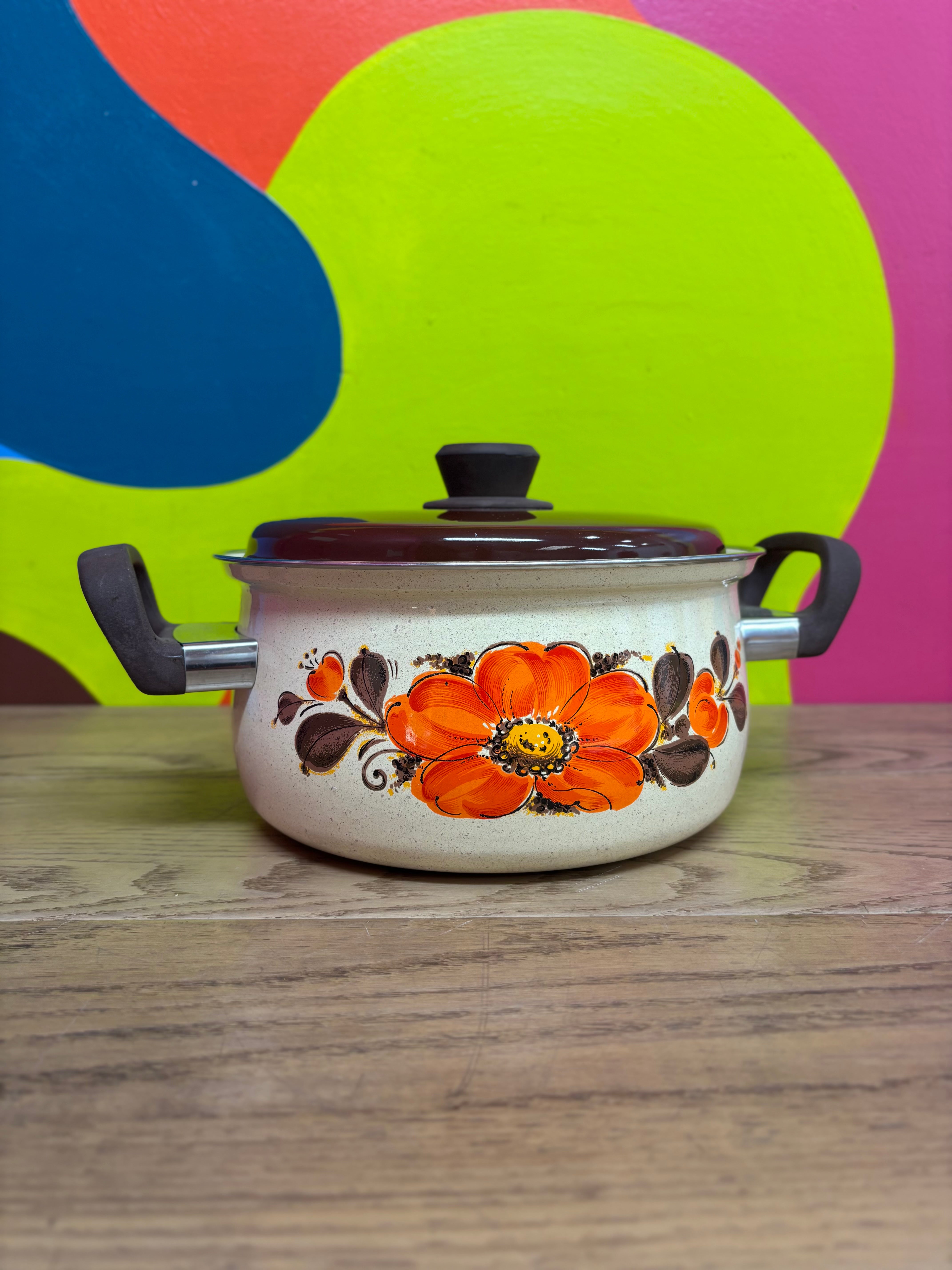 Sanko Ware Pot