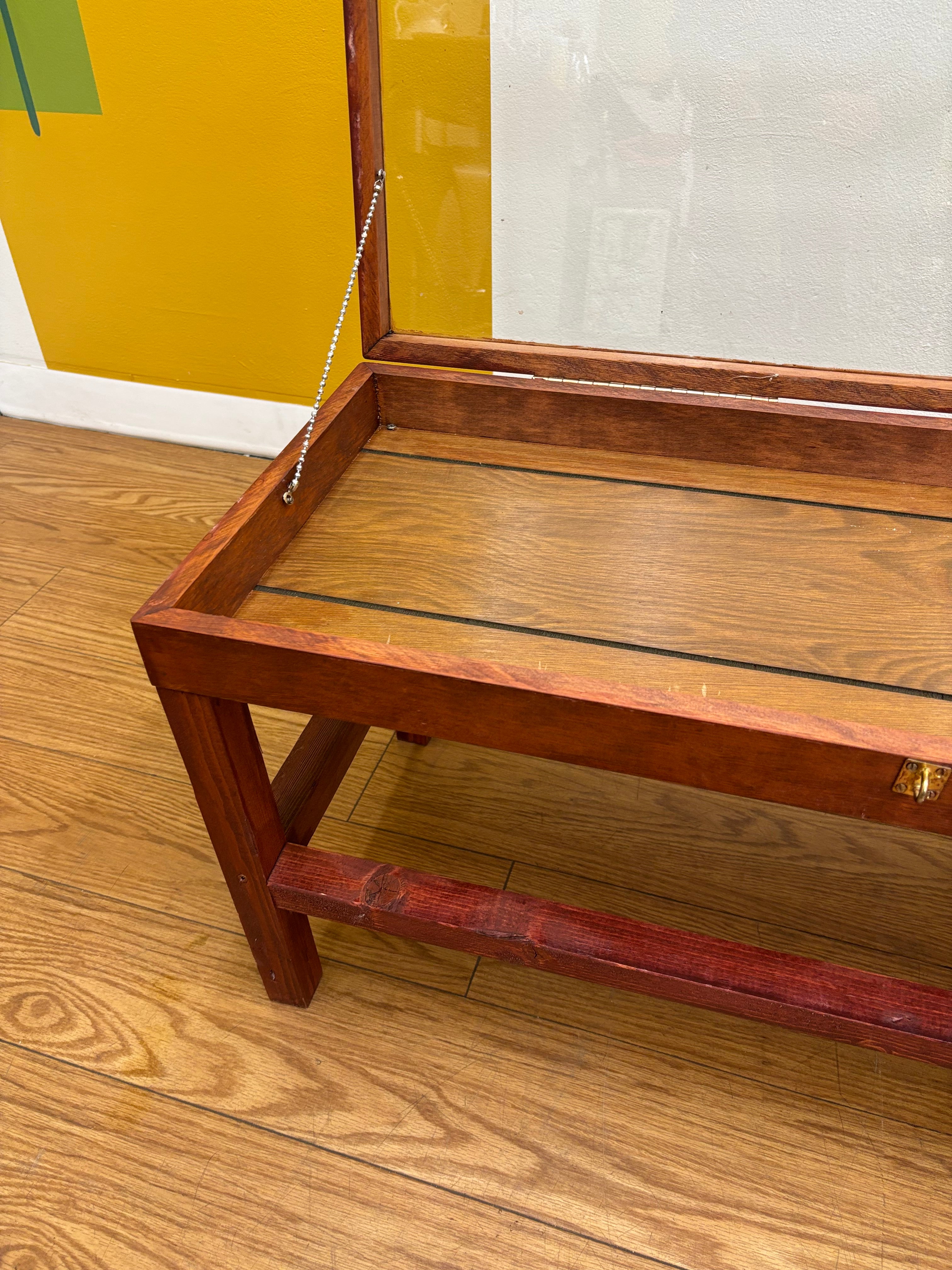 Shadow Box Table