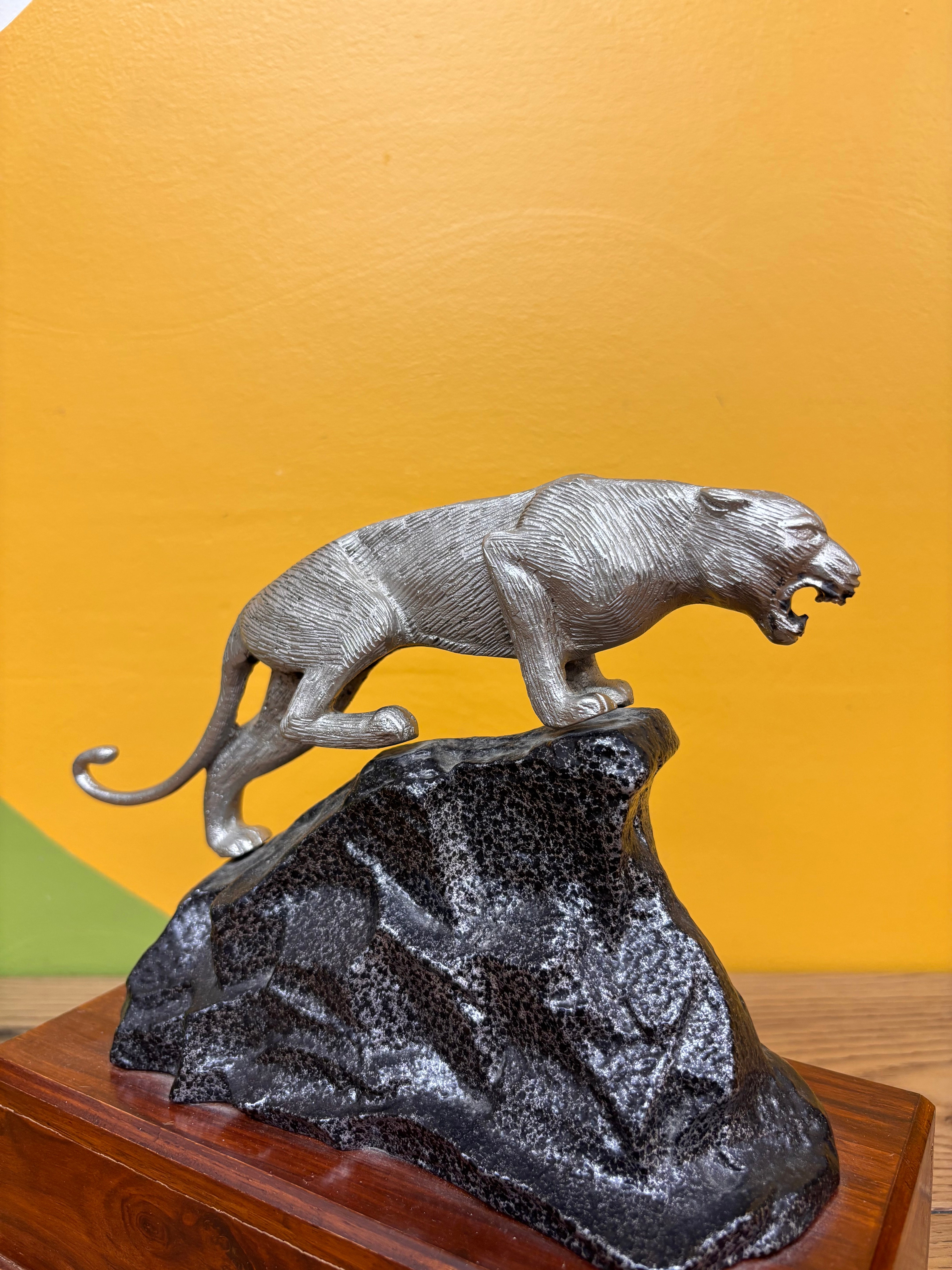 Cougar Sculpture