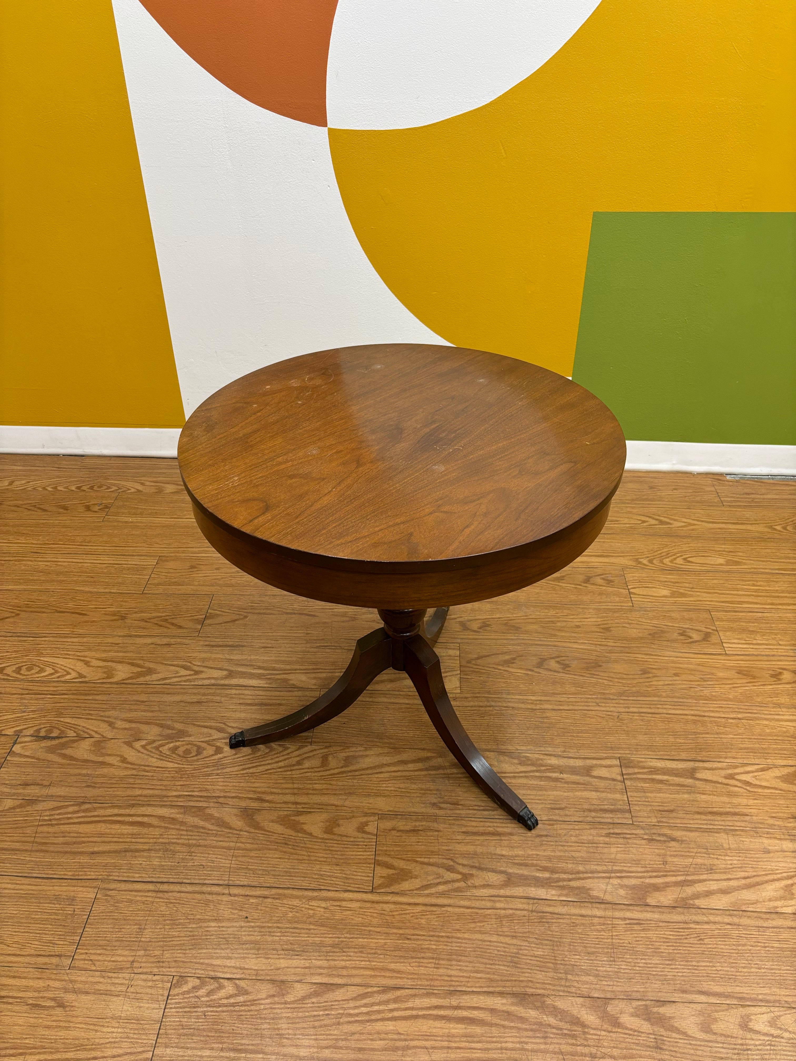 Round Side Table