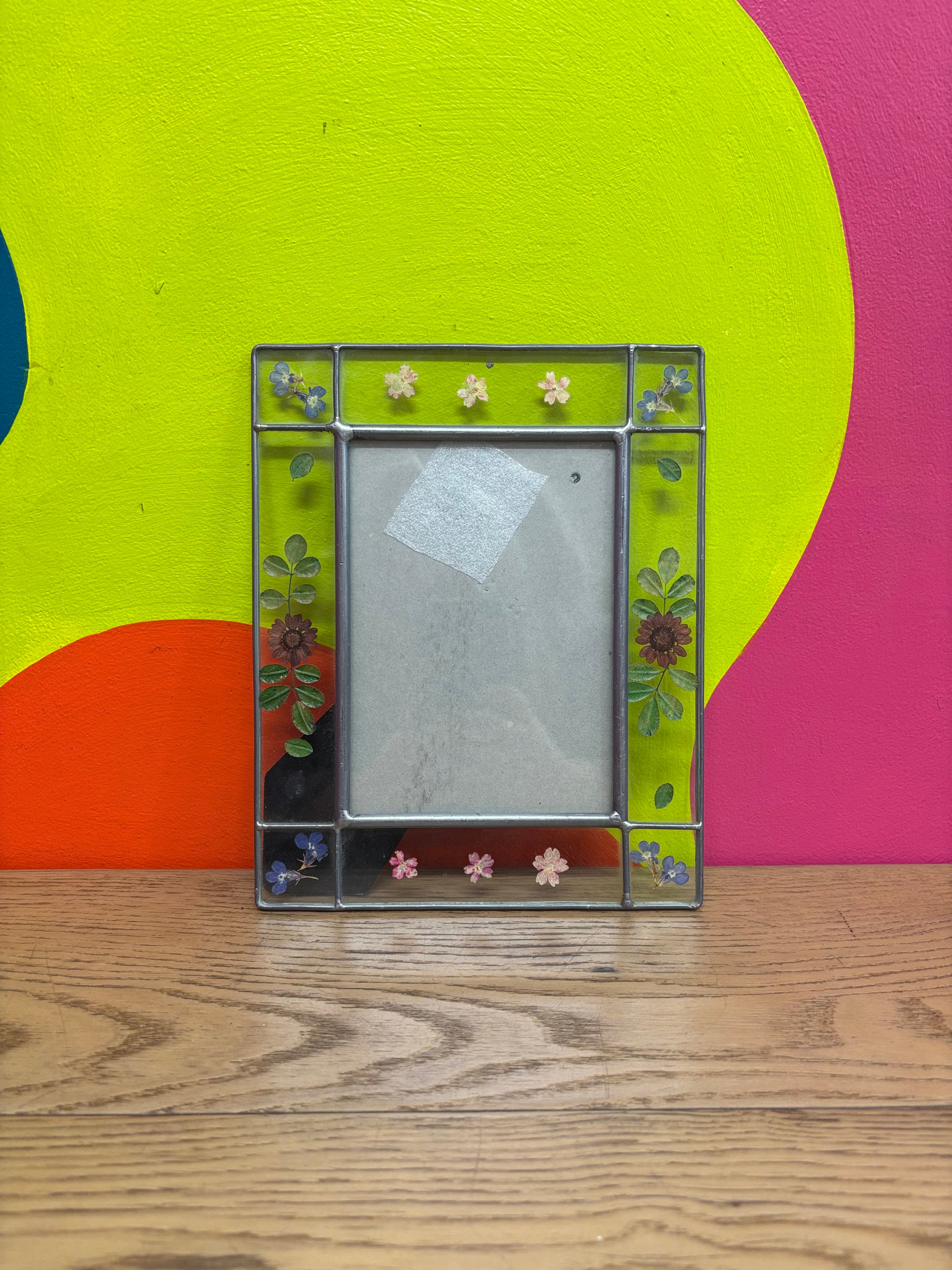 Dried Flower Glass 5 x 7 Picture Frame