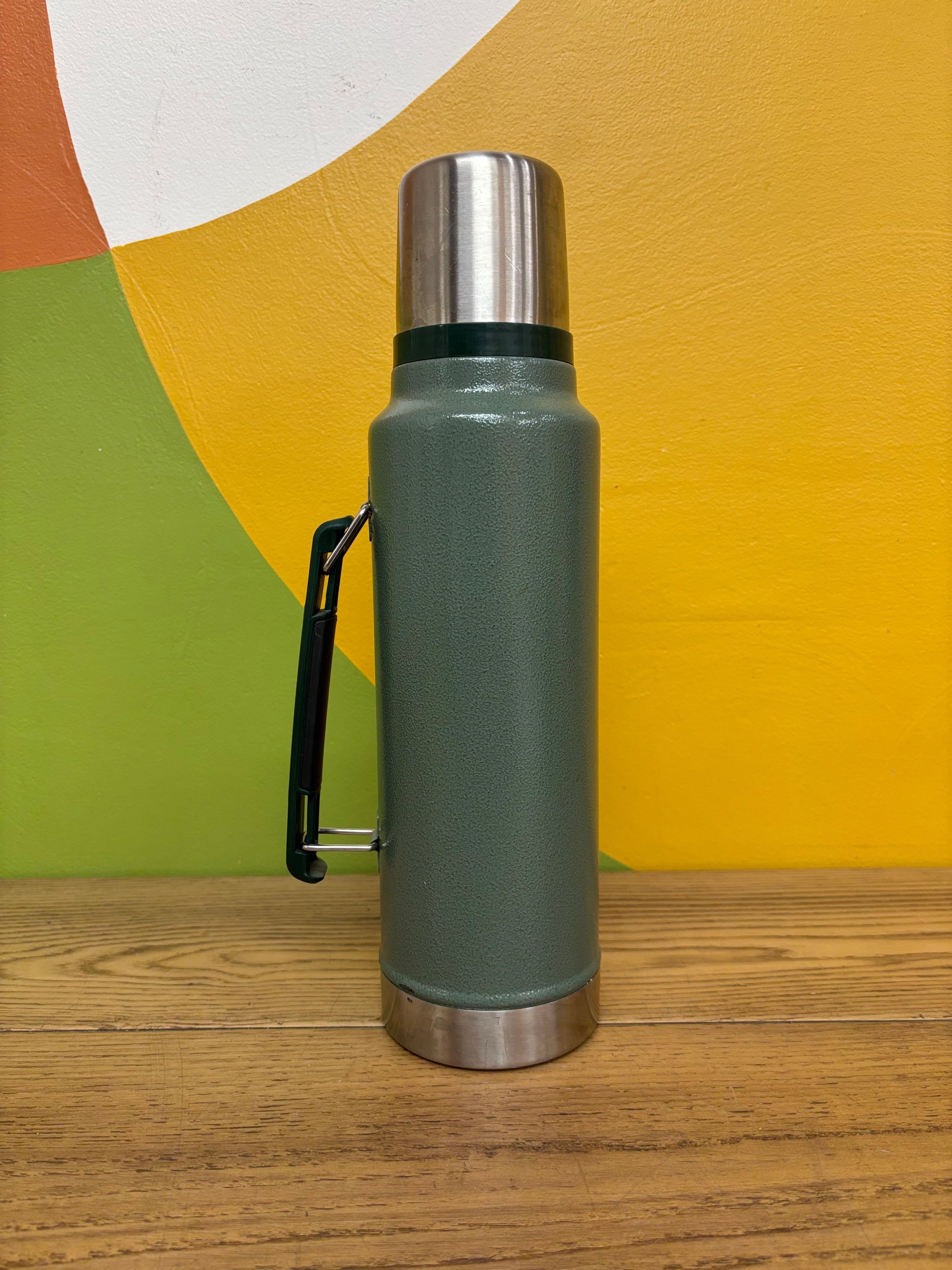 Stanley Classic Vacuum Bottle