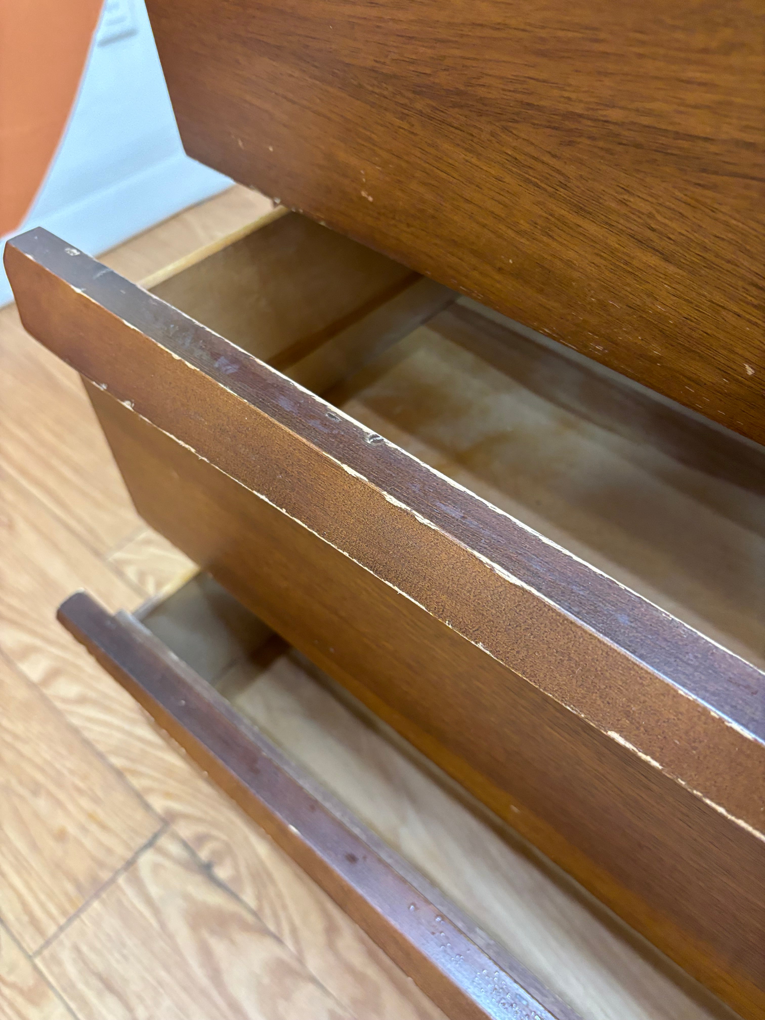 6 Drawer Dresser