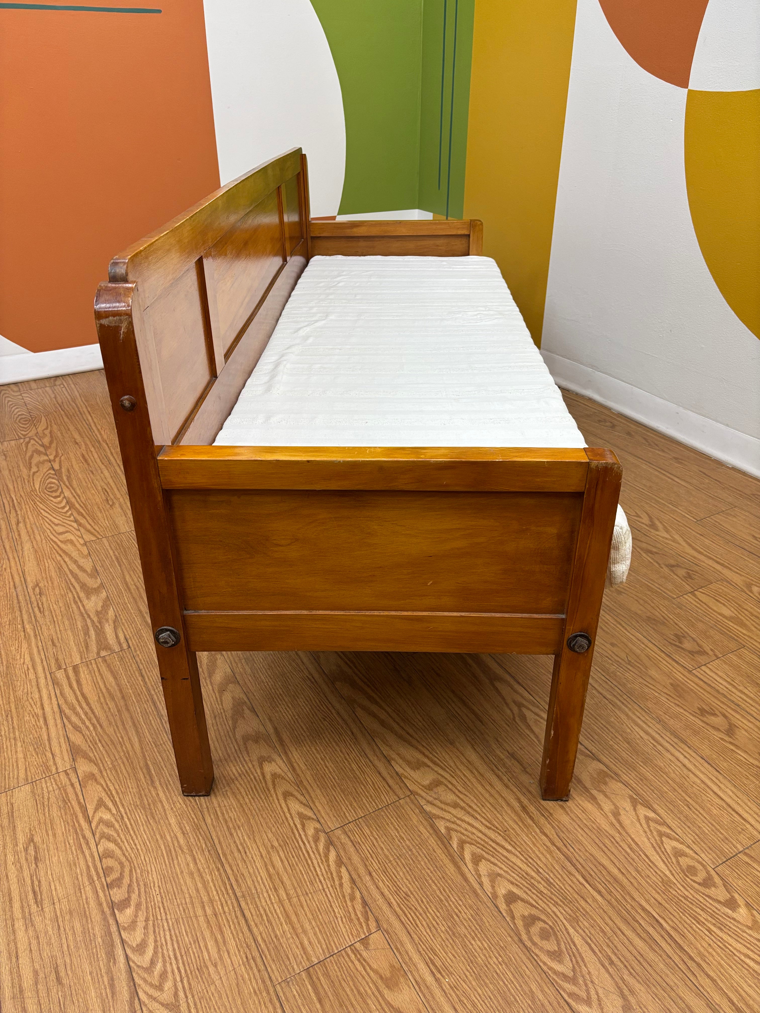 Wood Daybed