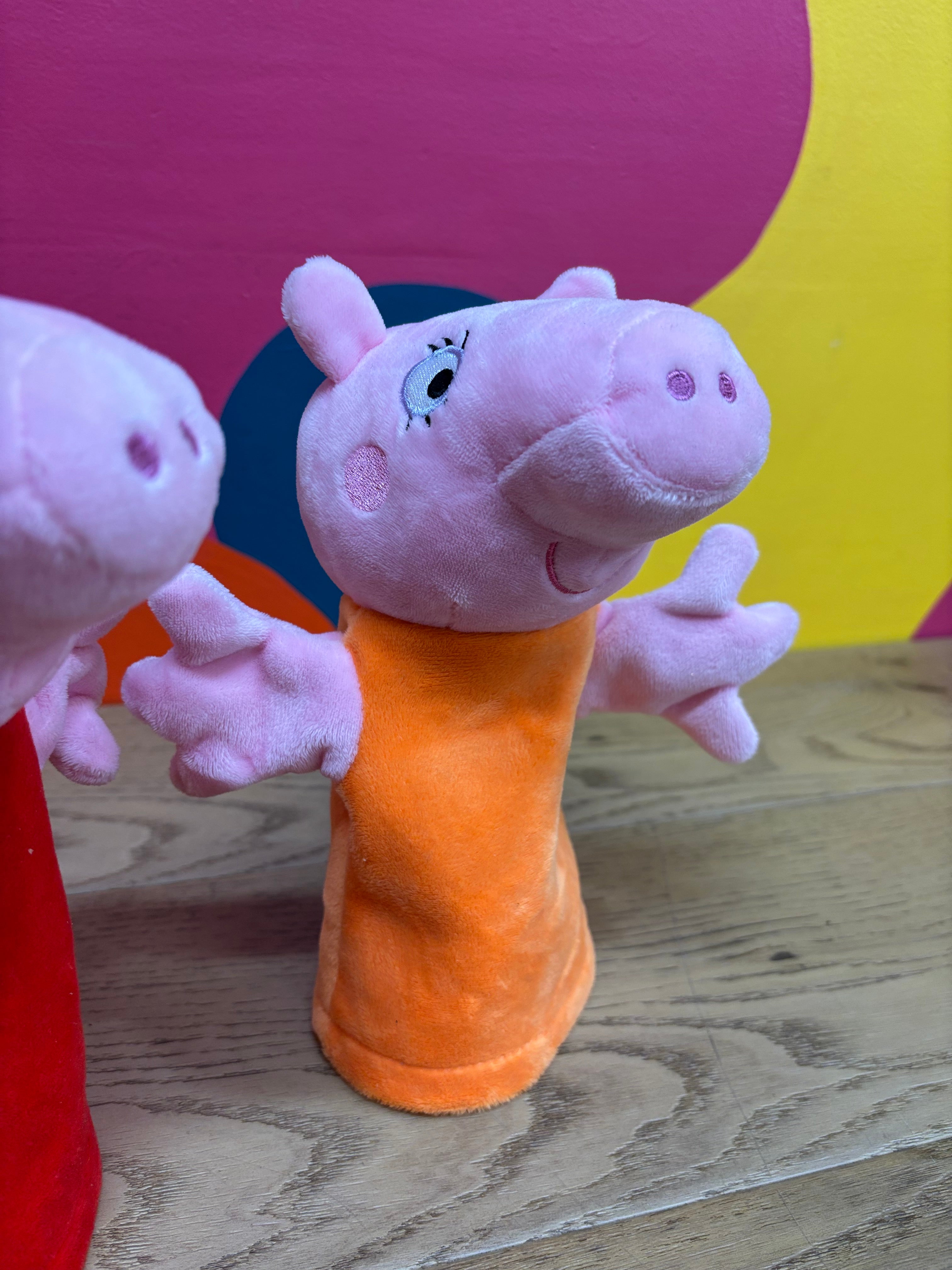 Peppa Pig & Mommy Pig Hand Puppet's