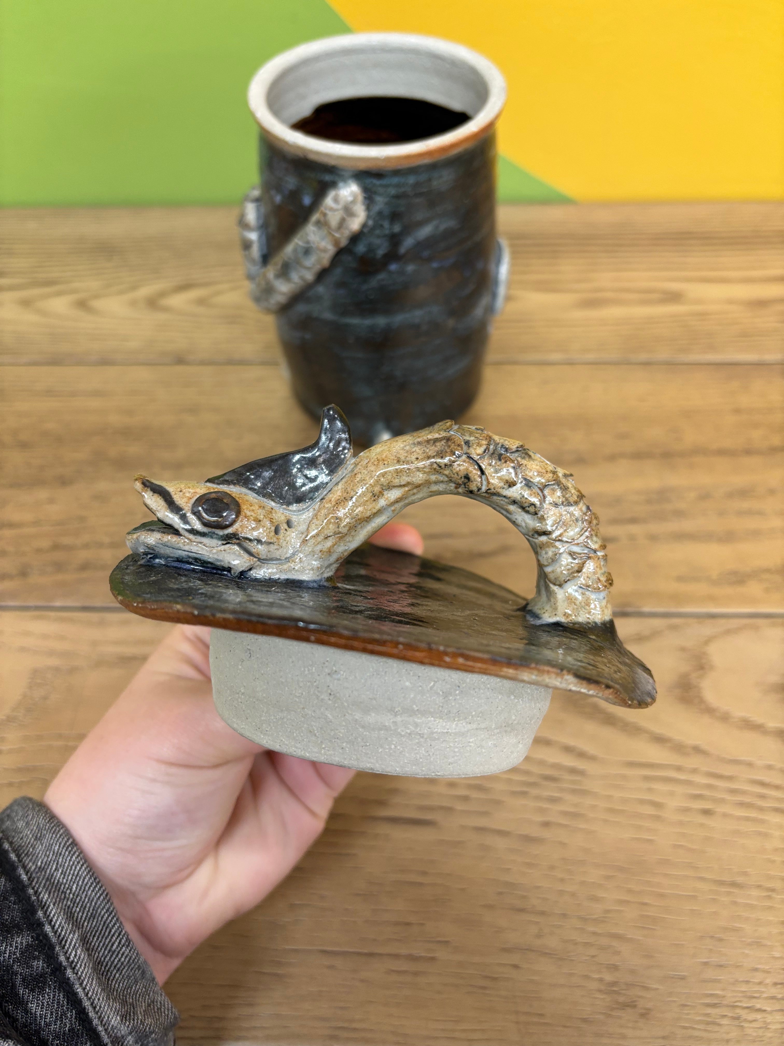 Snake Jar