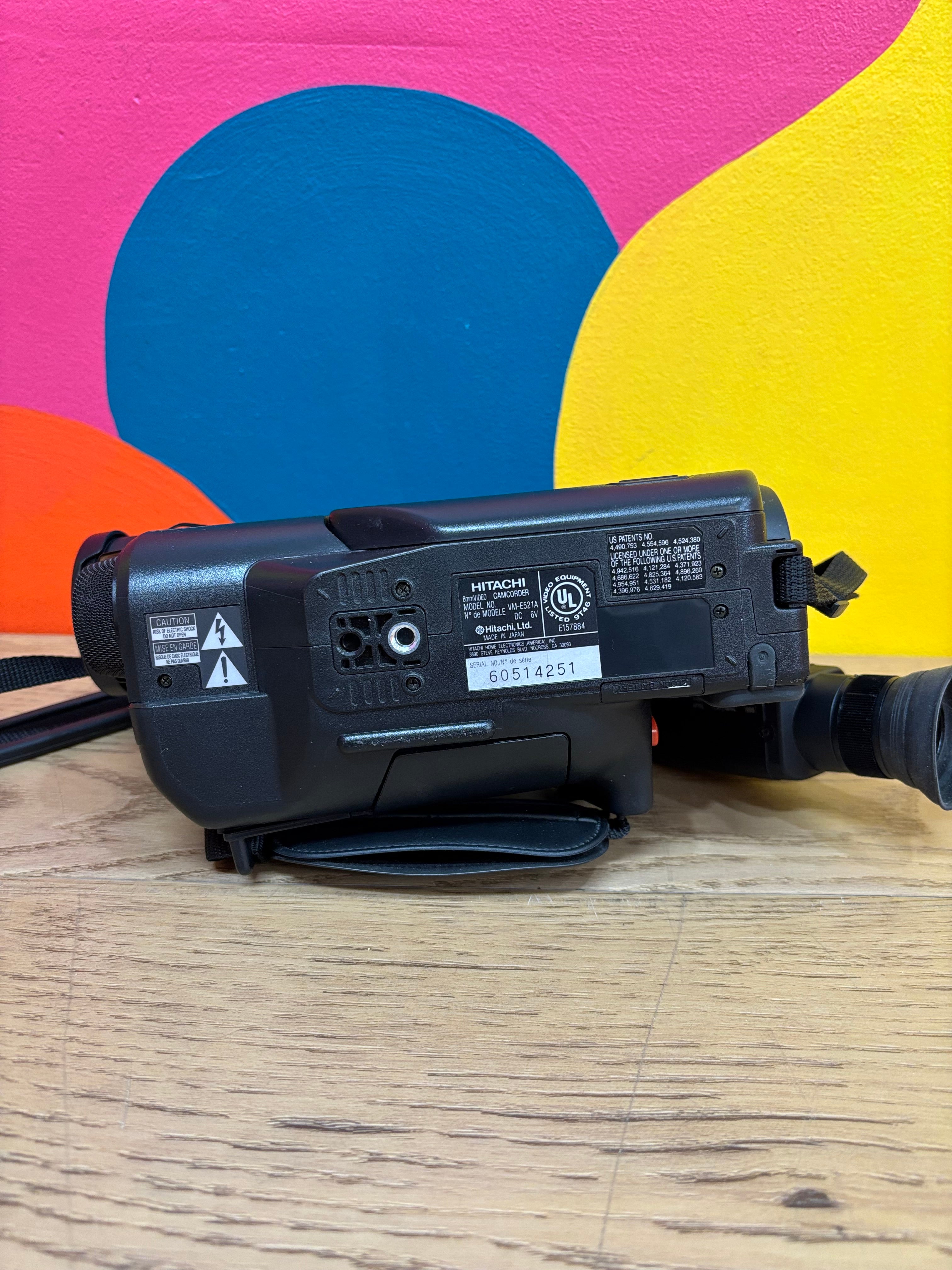 Hitachi VM-E521A Camcorder