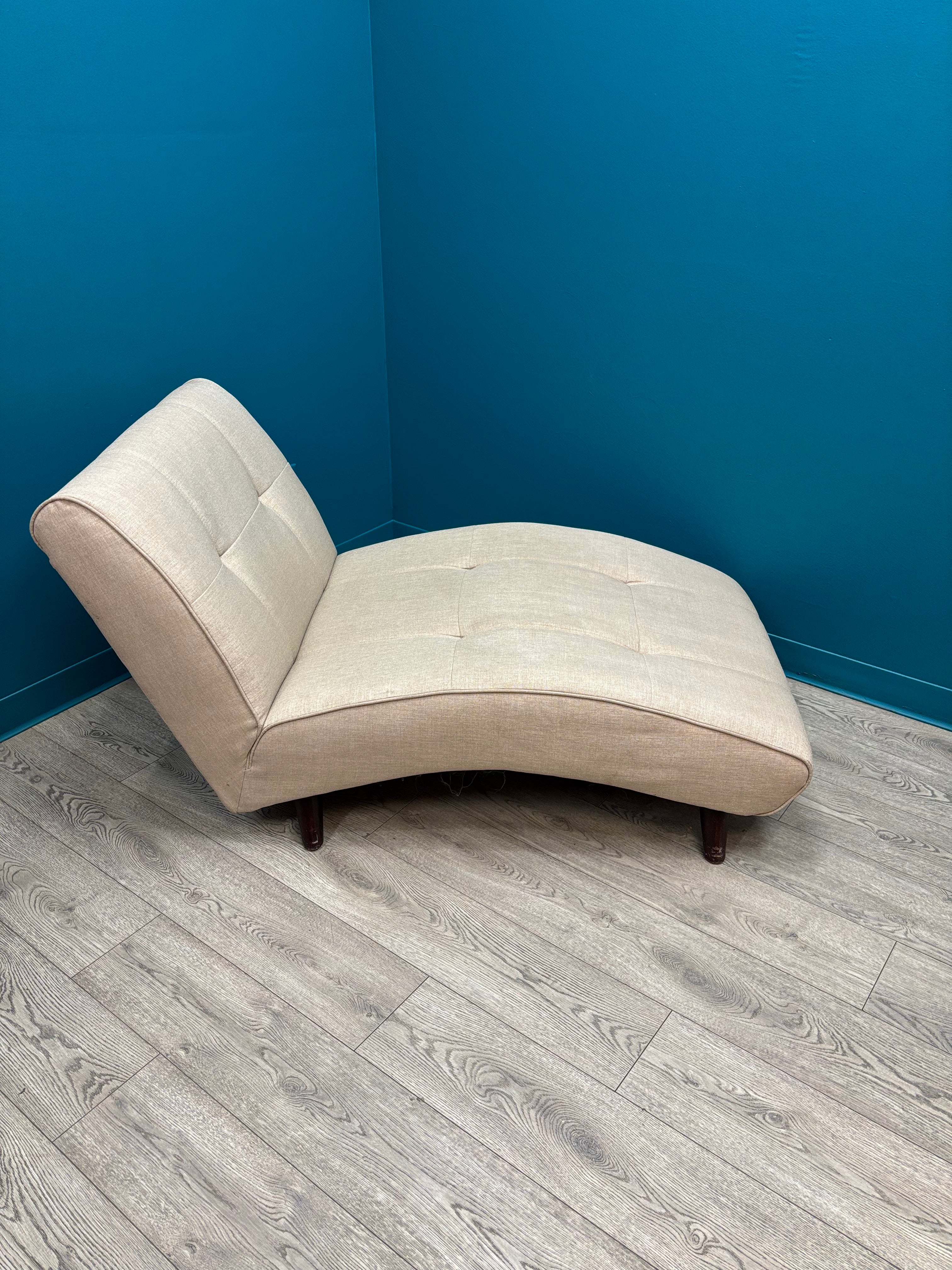 Grey Lounge Chaise (EQ3)