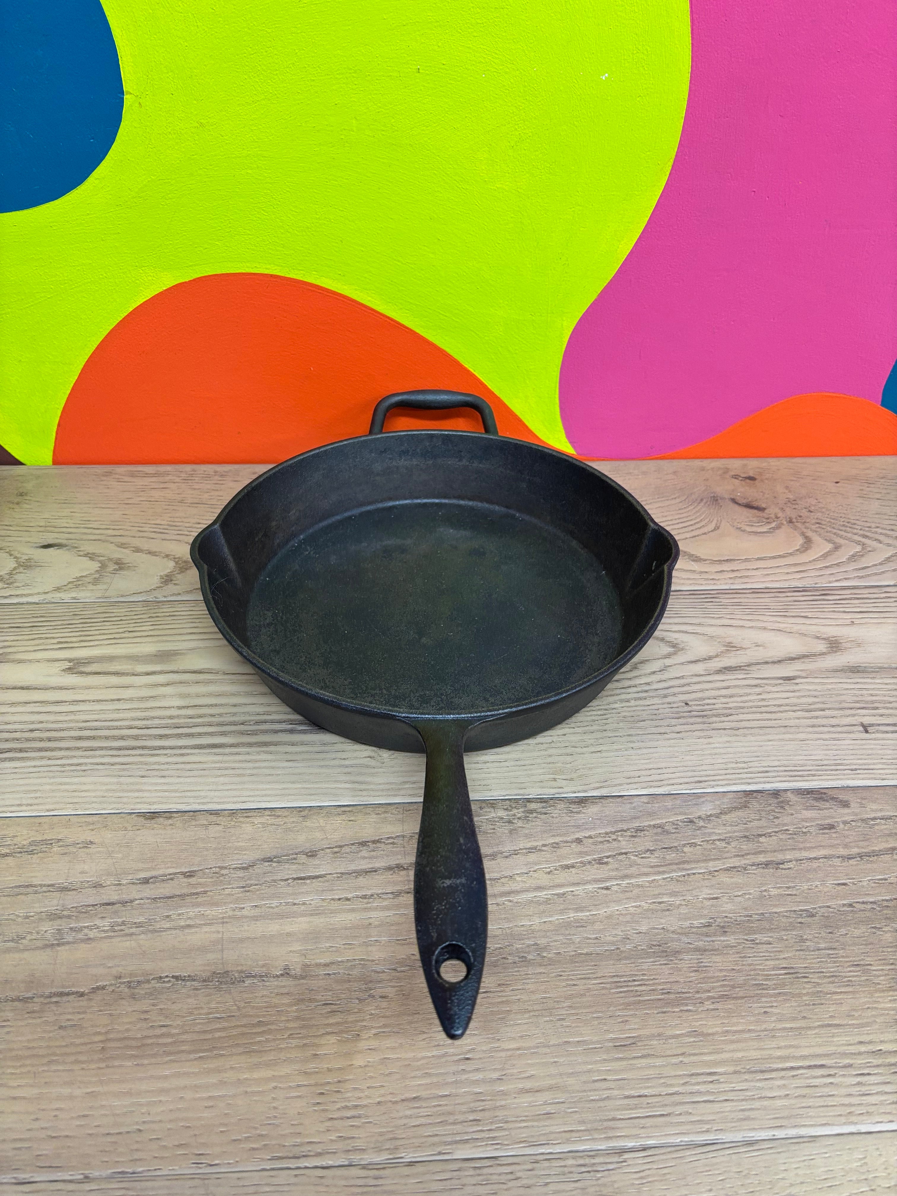Lagostina Cast Iron Pan