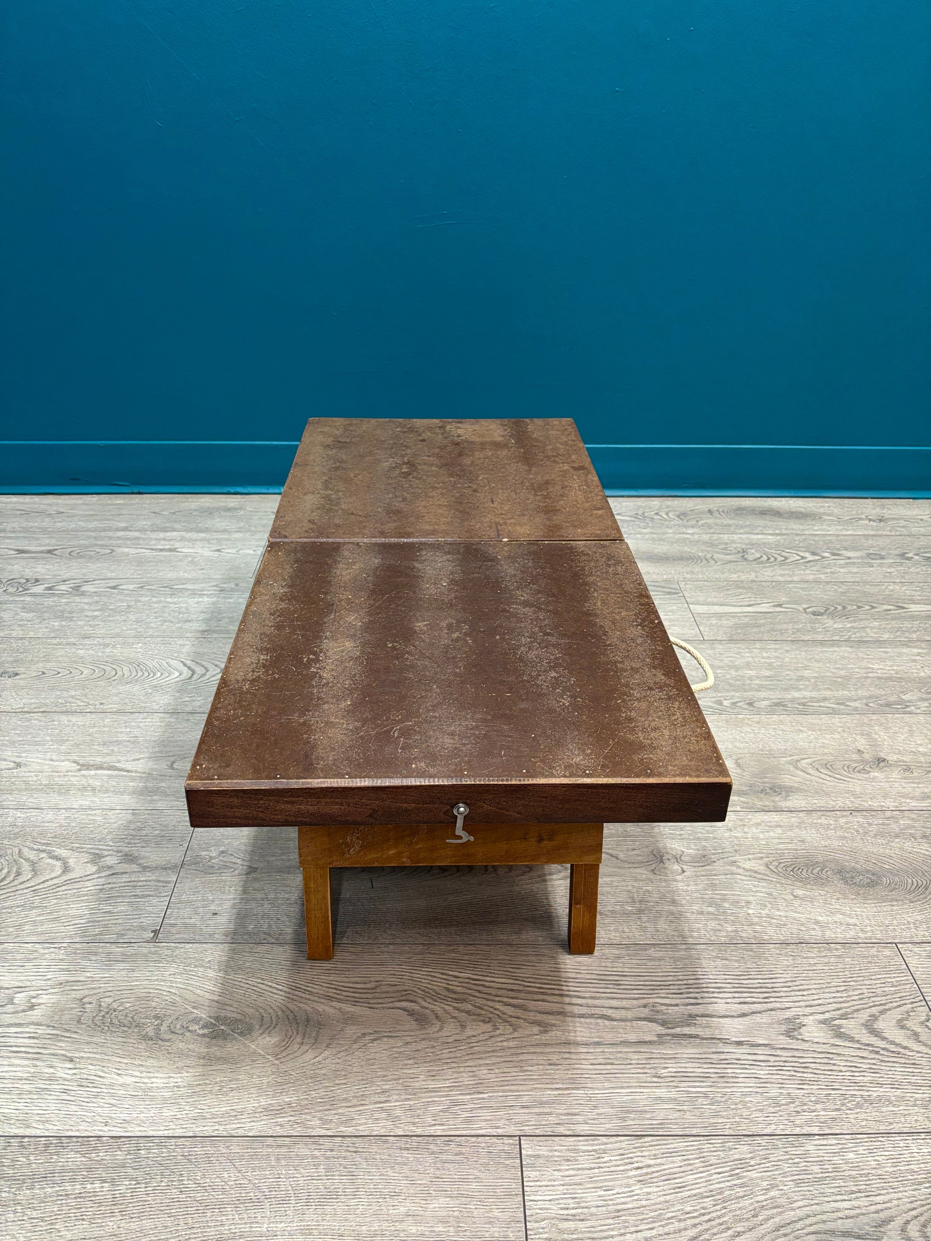 Howe Small Folding Table