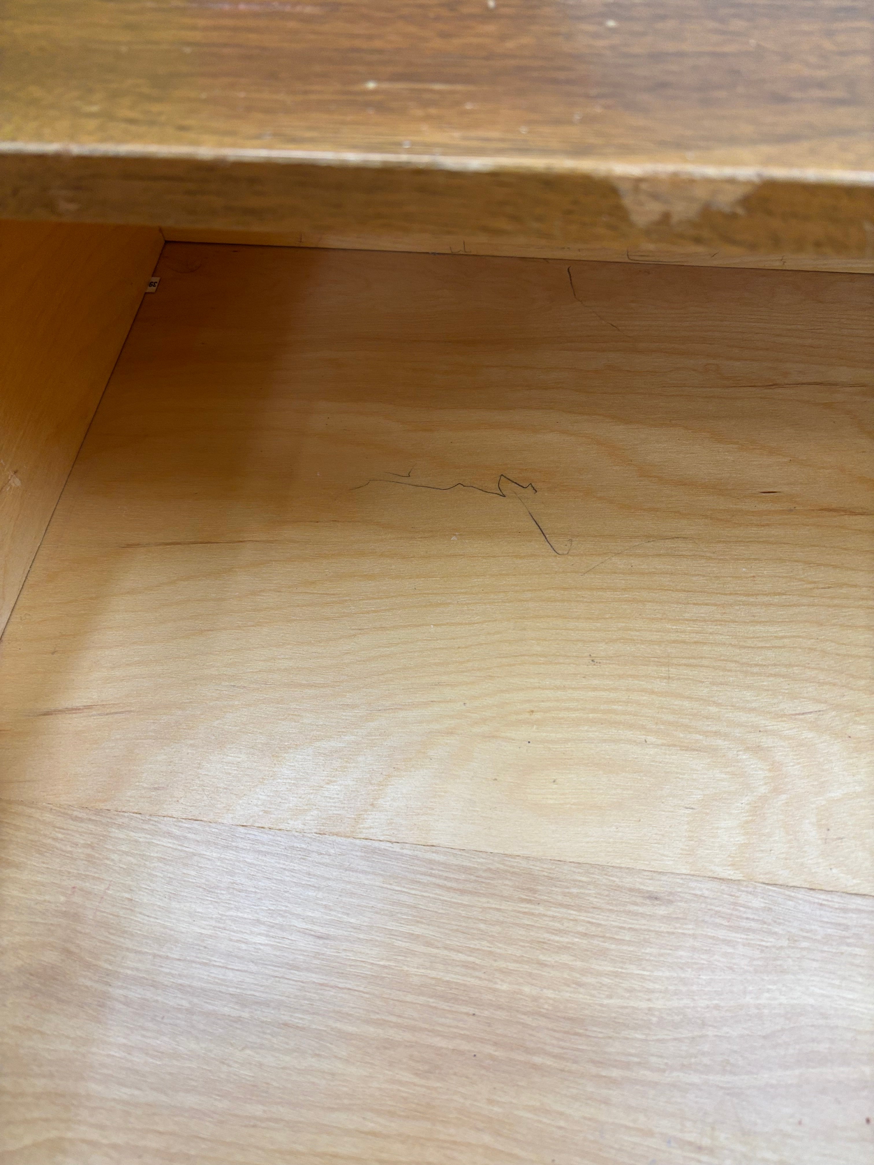 9 Drawer Dresser