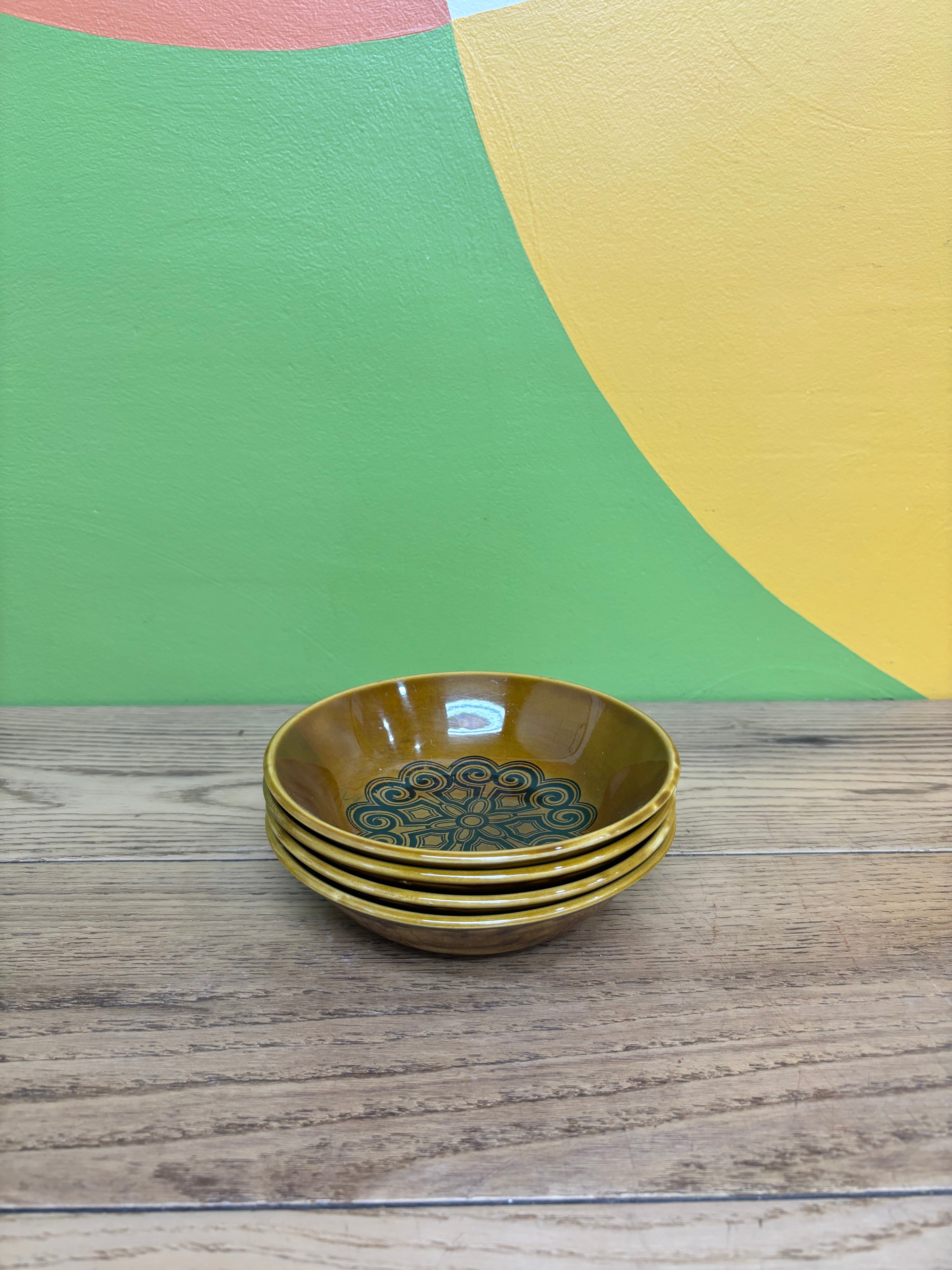 Set of 4 Small Bowls