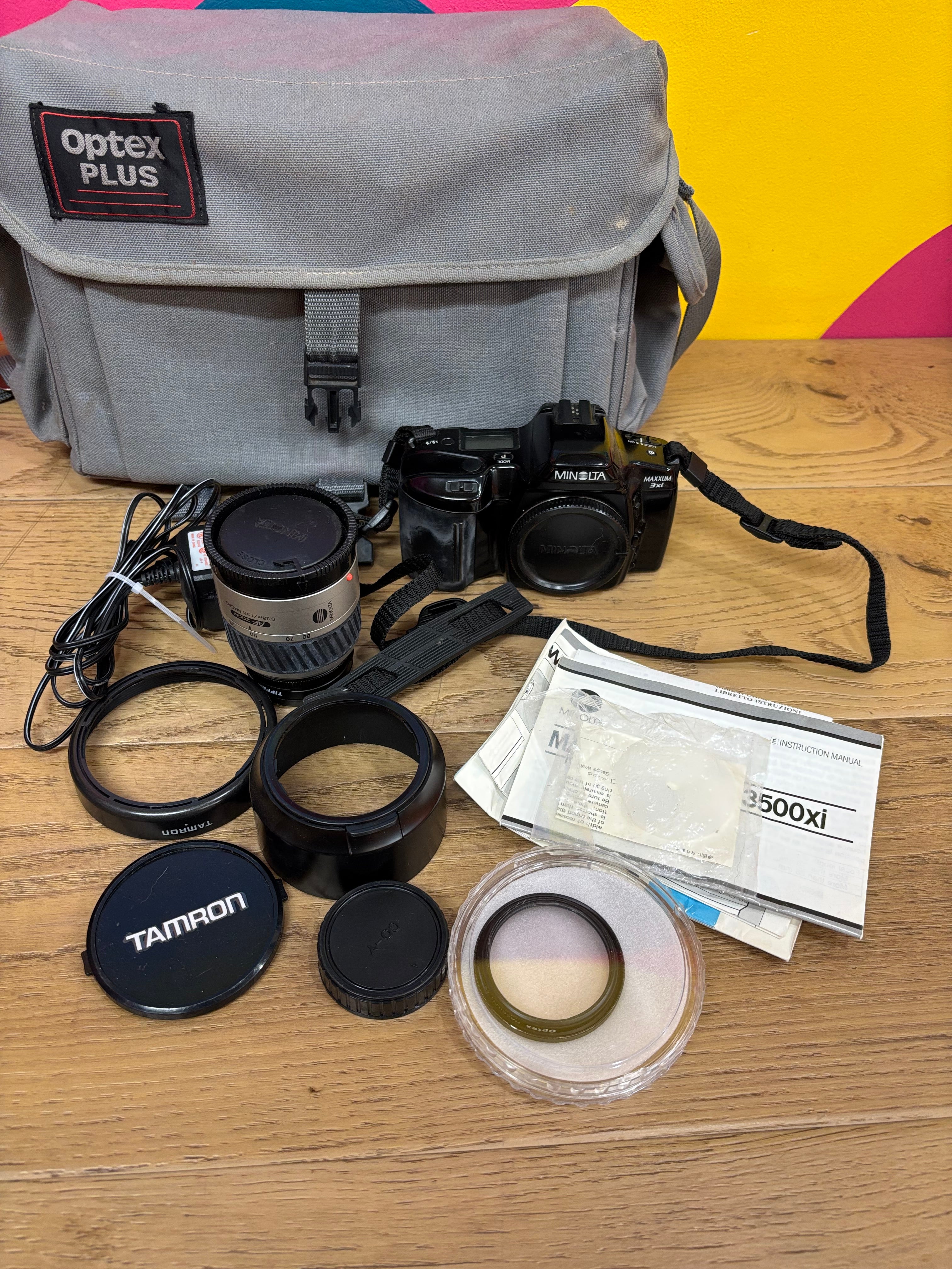Minolta Maxxum 3Xi Camera Bundle