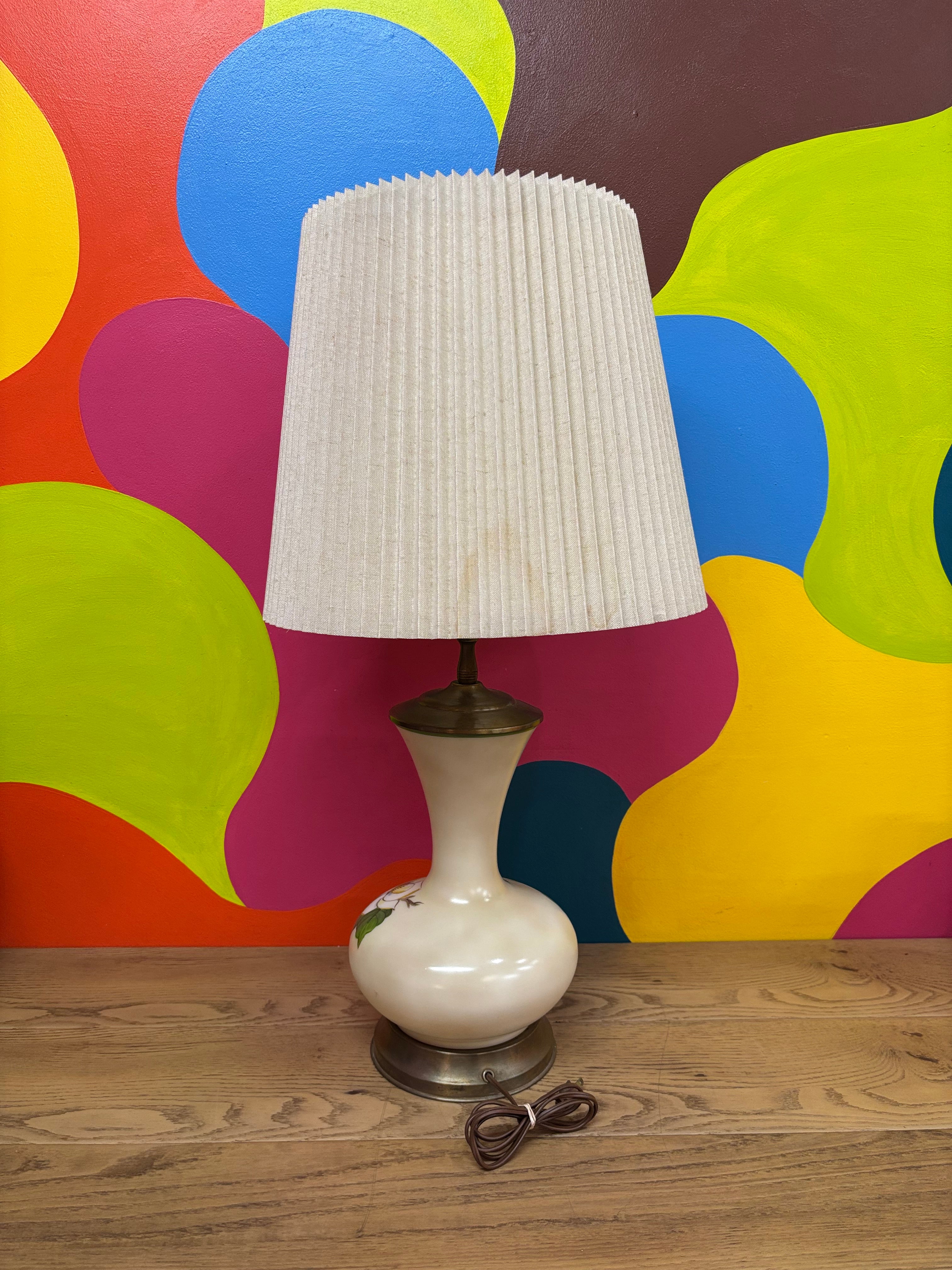 White Lotus Table Lamp
