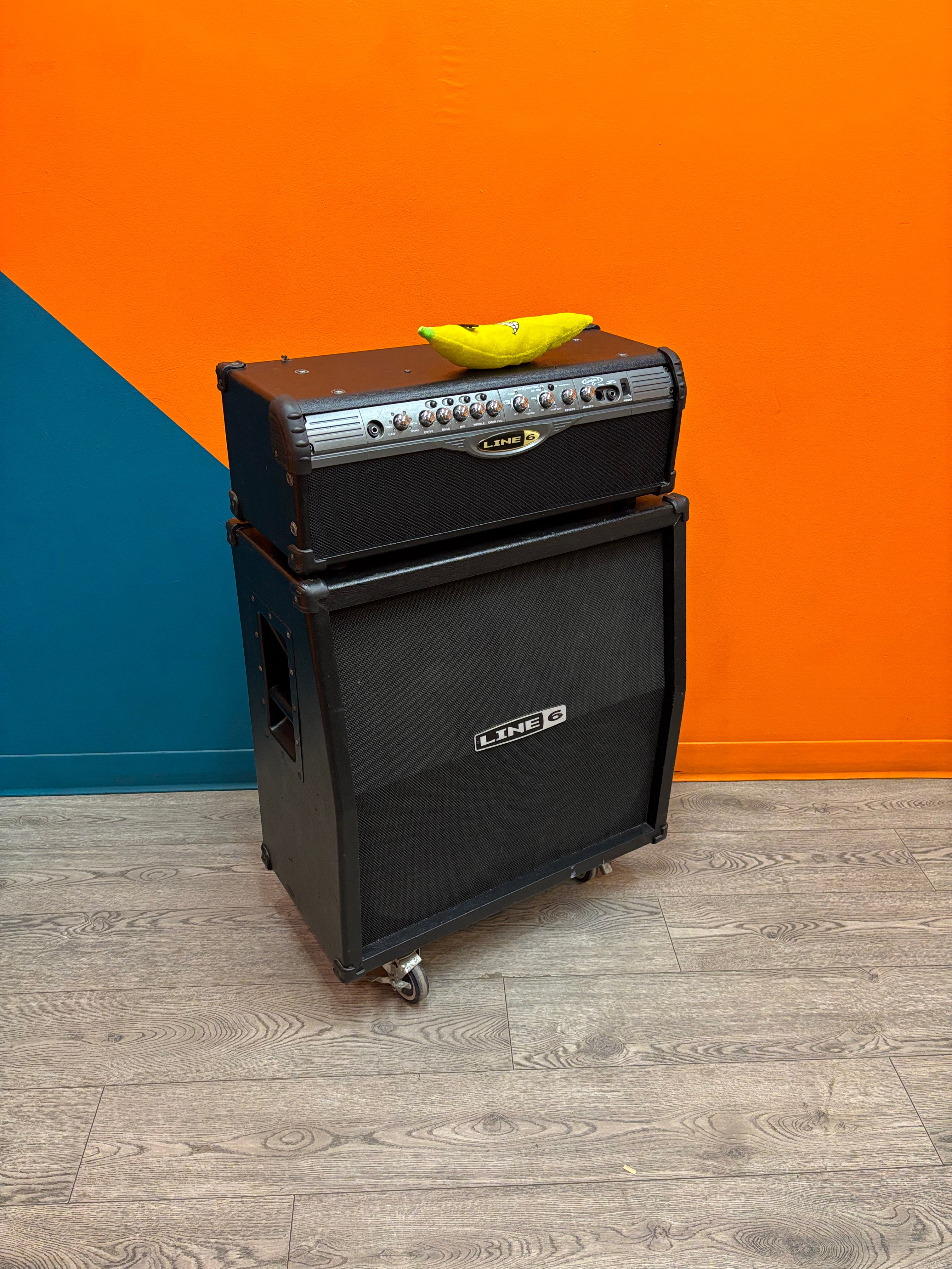 Line 6 Spider II Guitar Amplifier Head + Speaker Cabinet