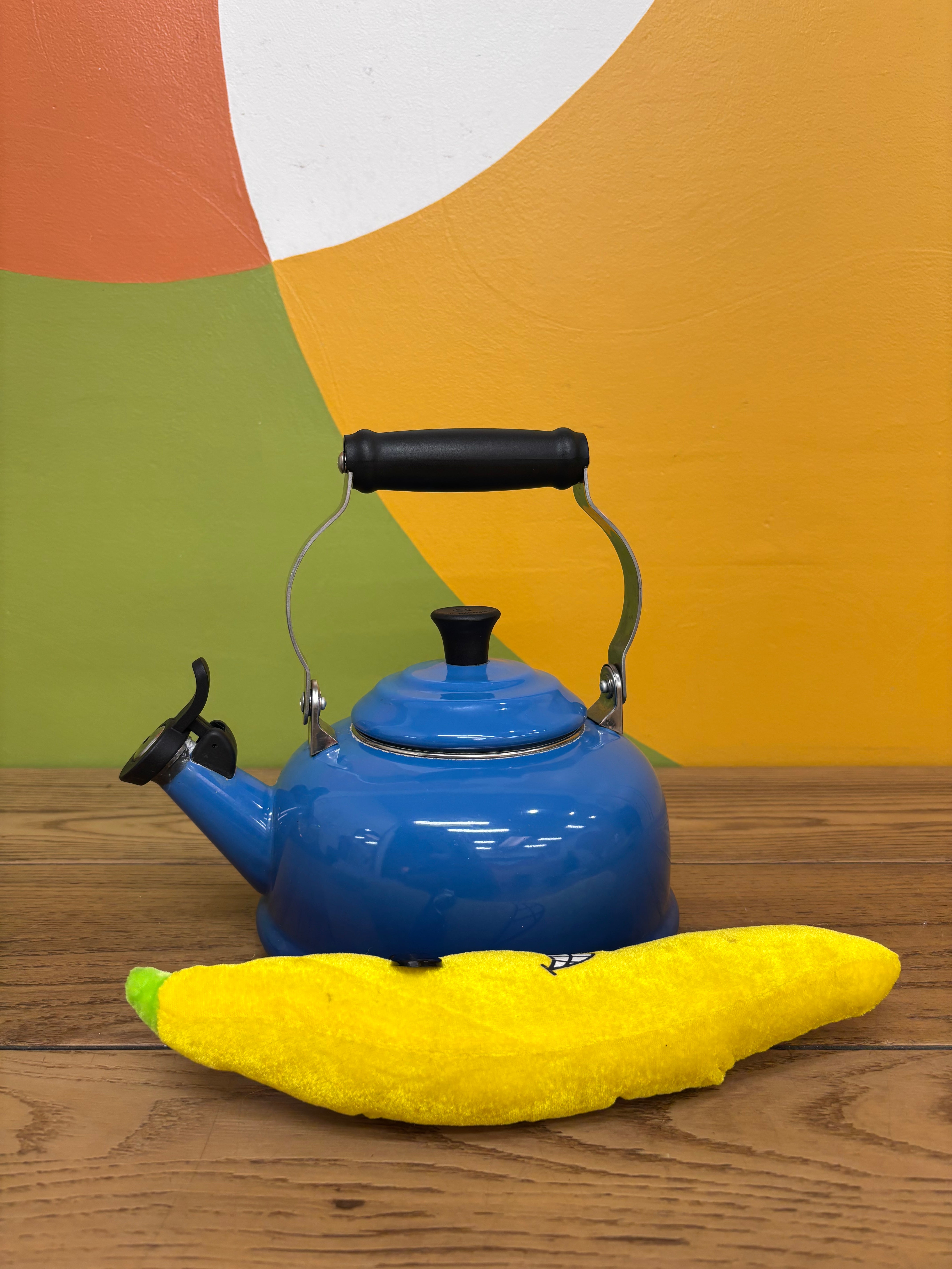 Le Creuset Classic Whistling Kettle