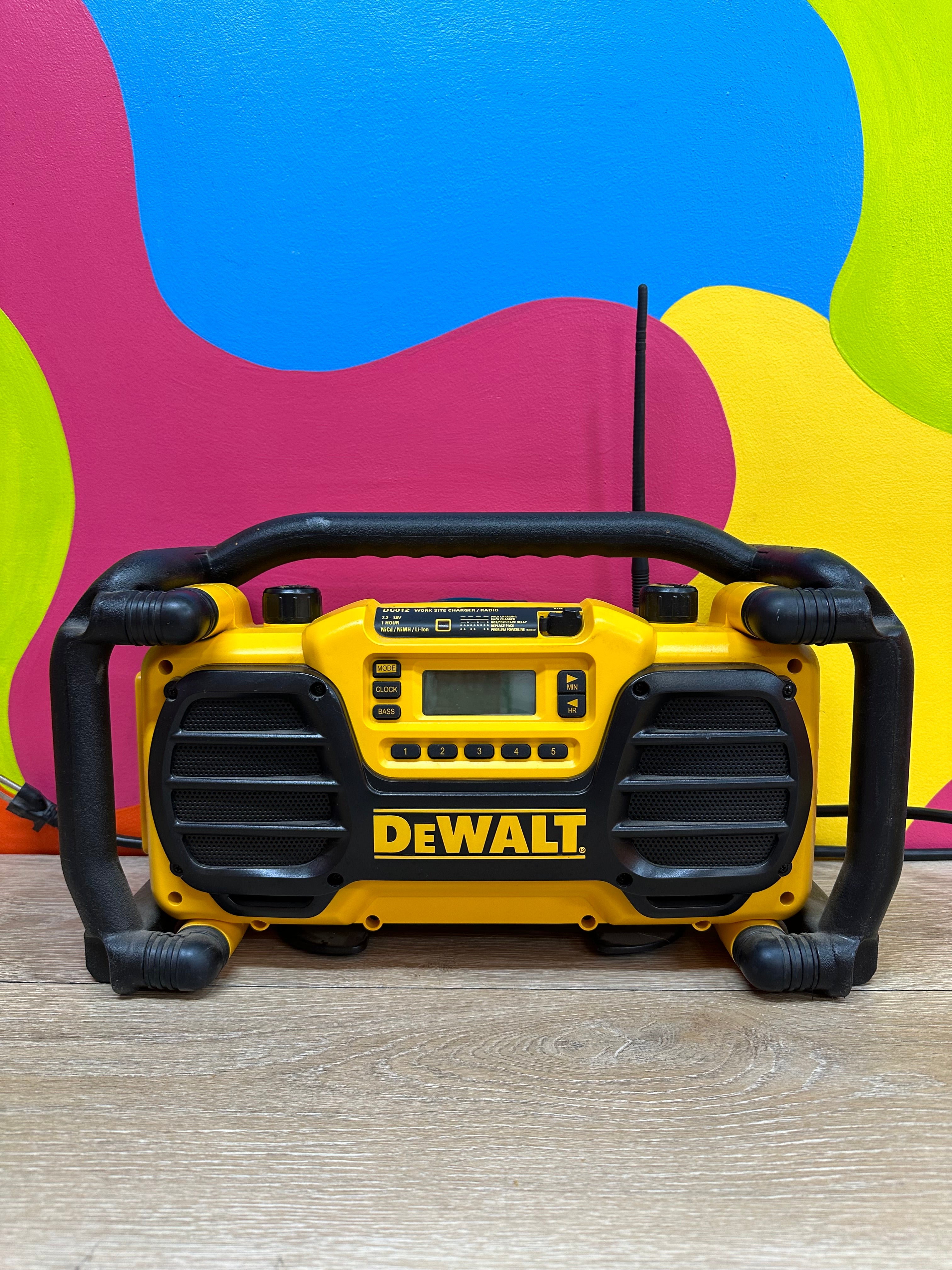 Dewalt Worksite Charger/Radio