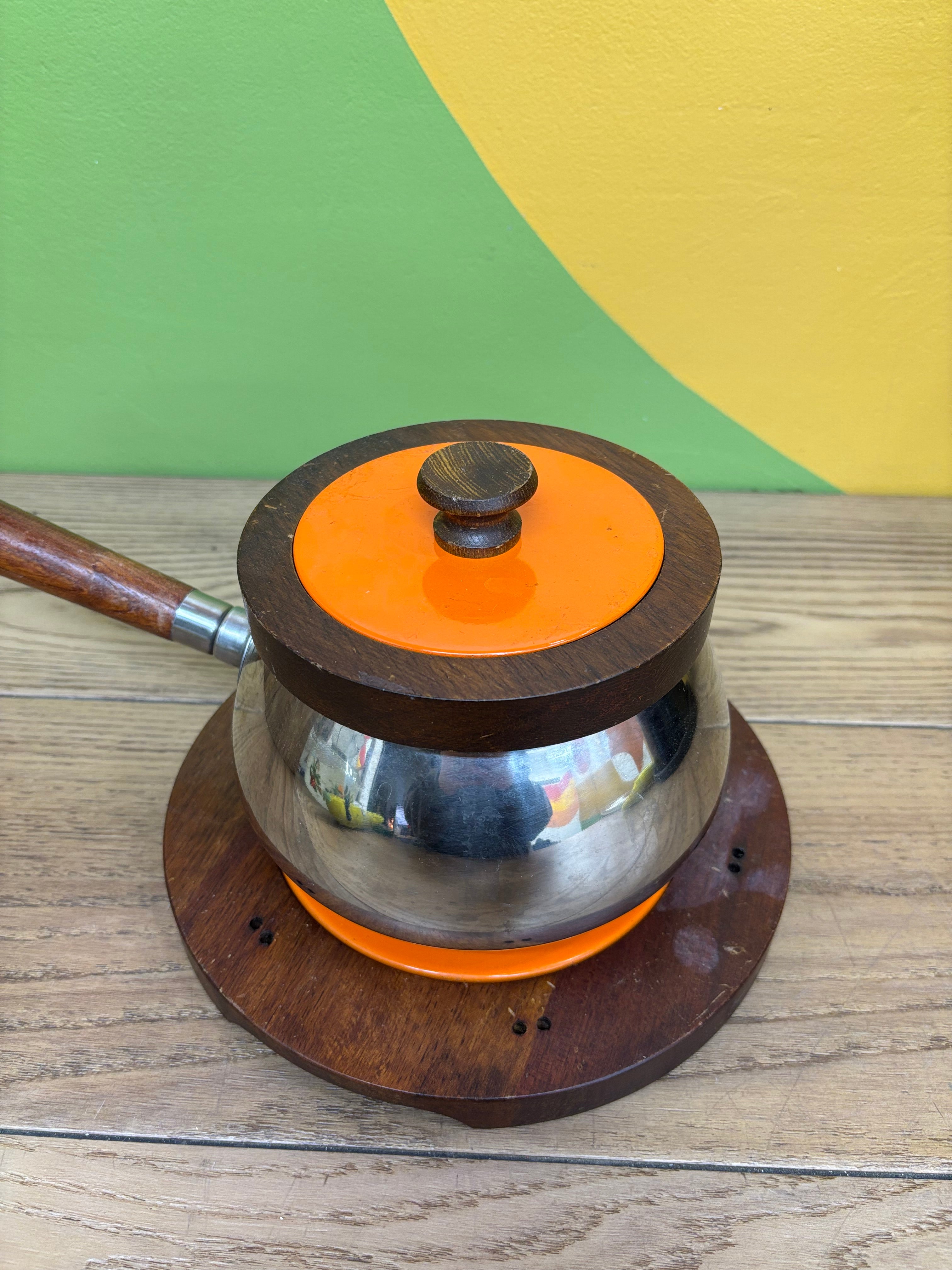 Orange Pot