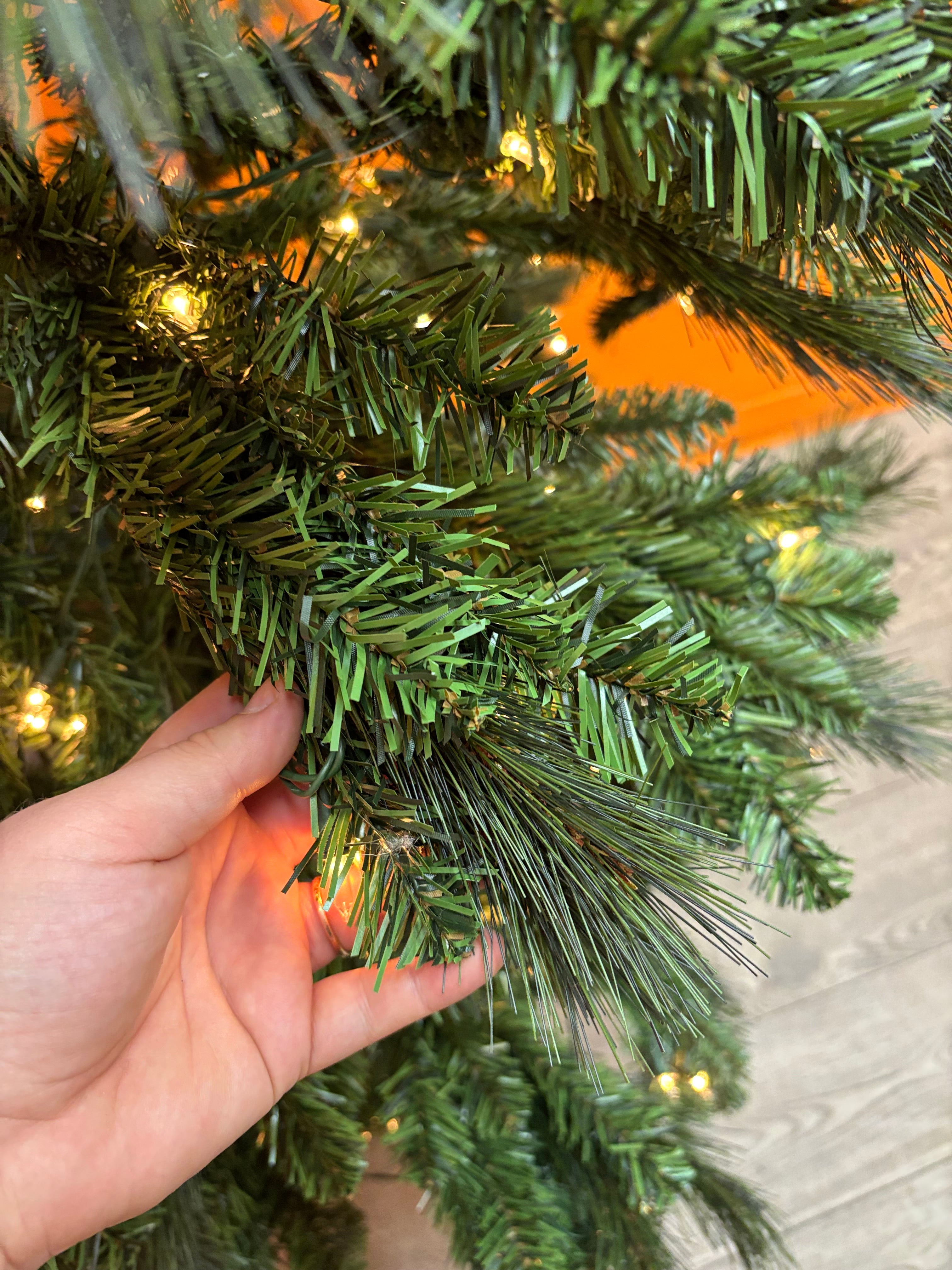 7ft  Pre-Lit Christmas Tree