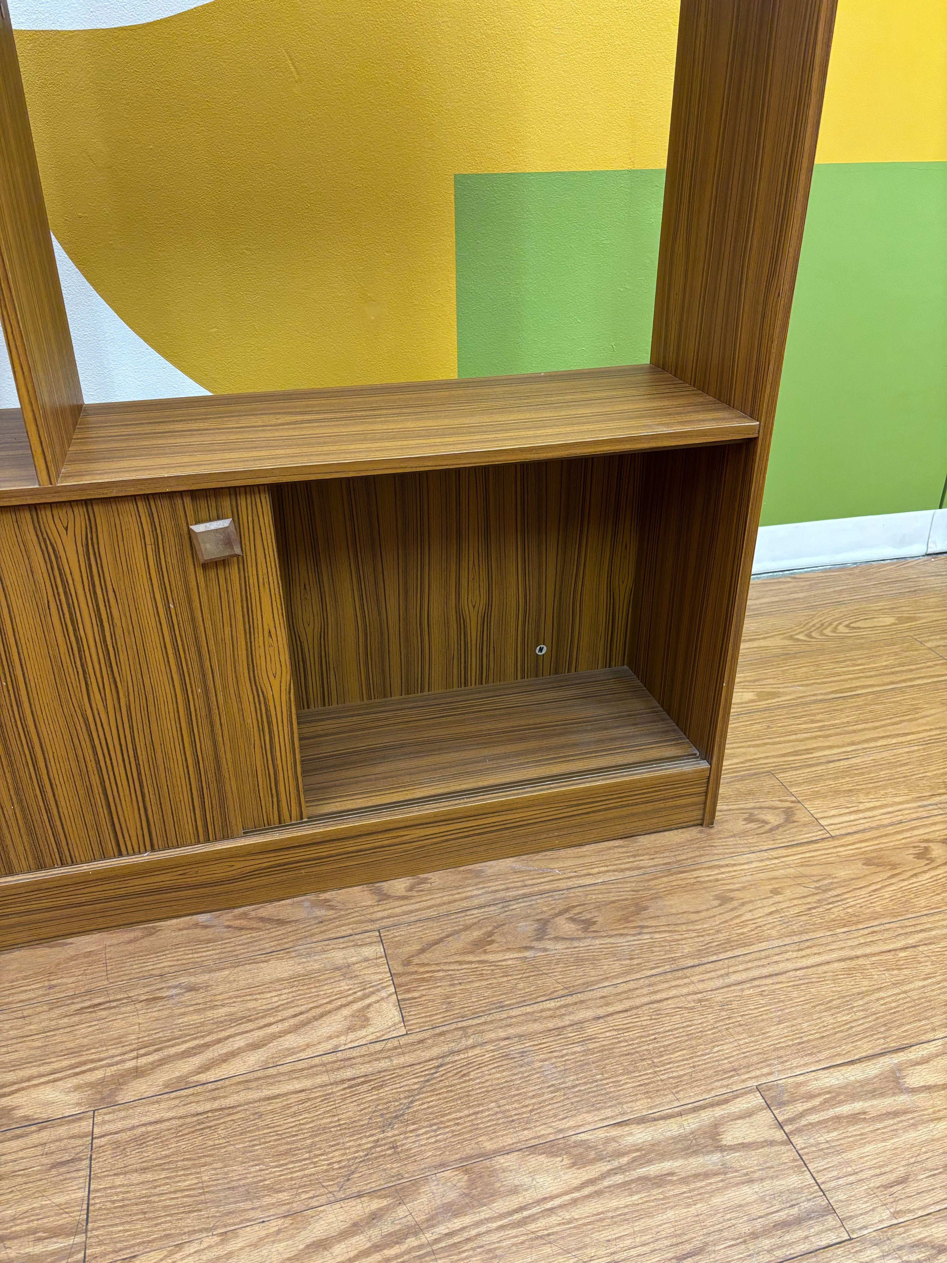 Shelving Unit