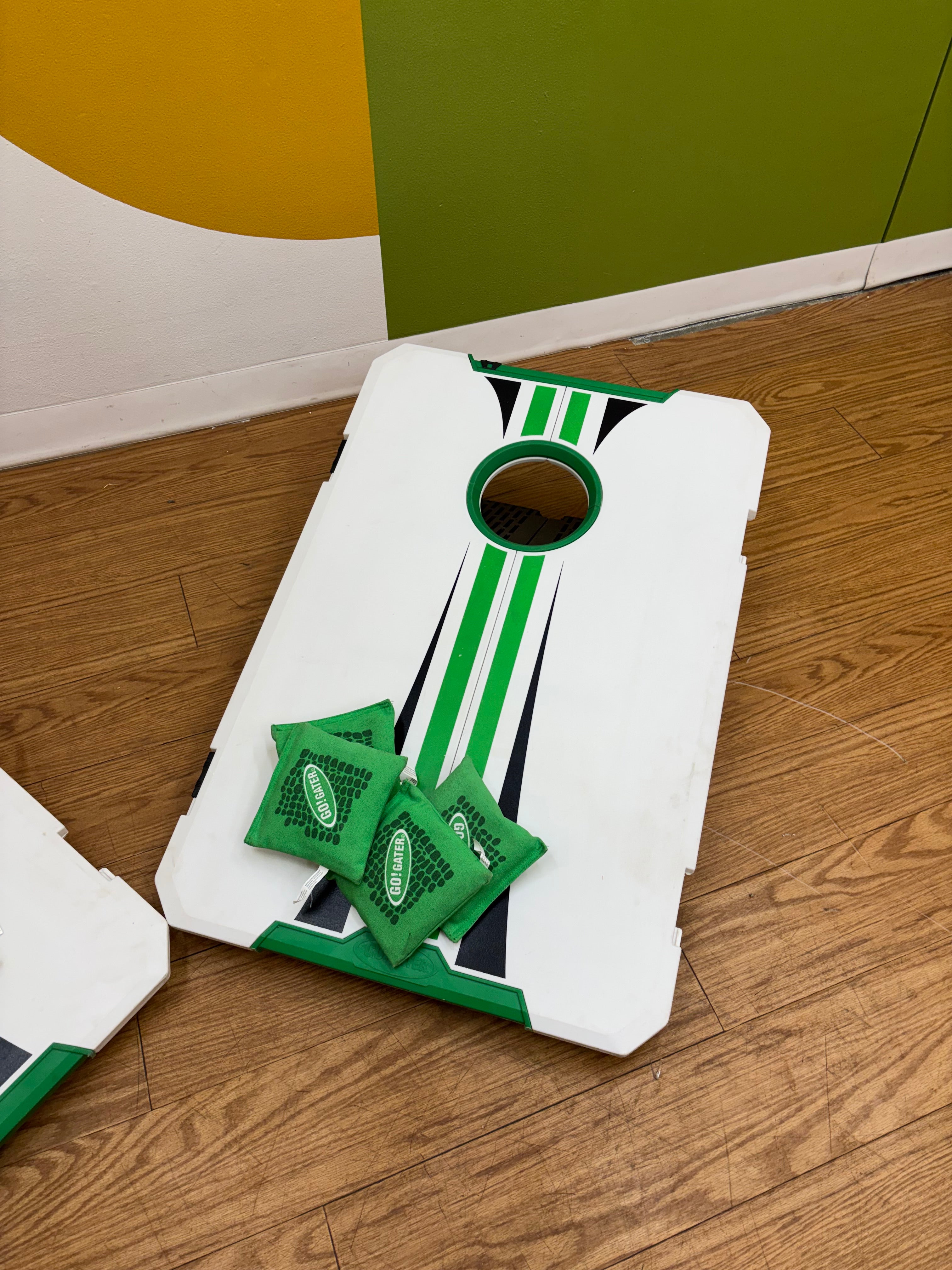 Outdoor Cornhole Game