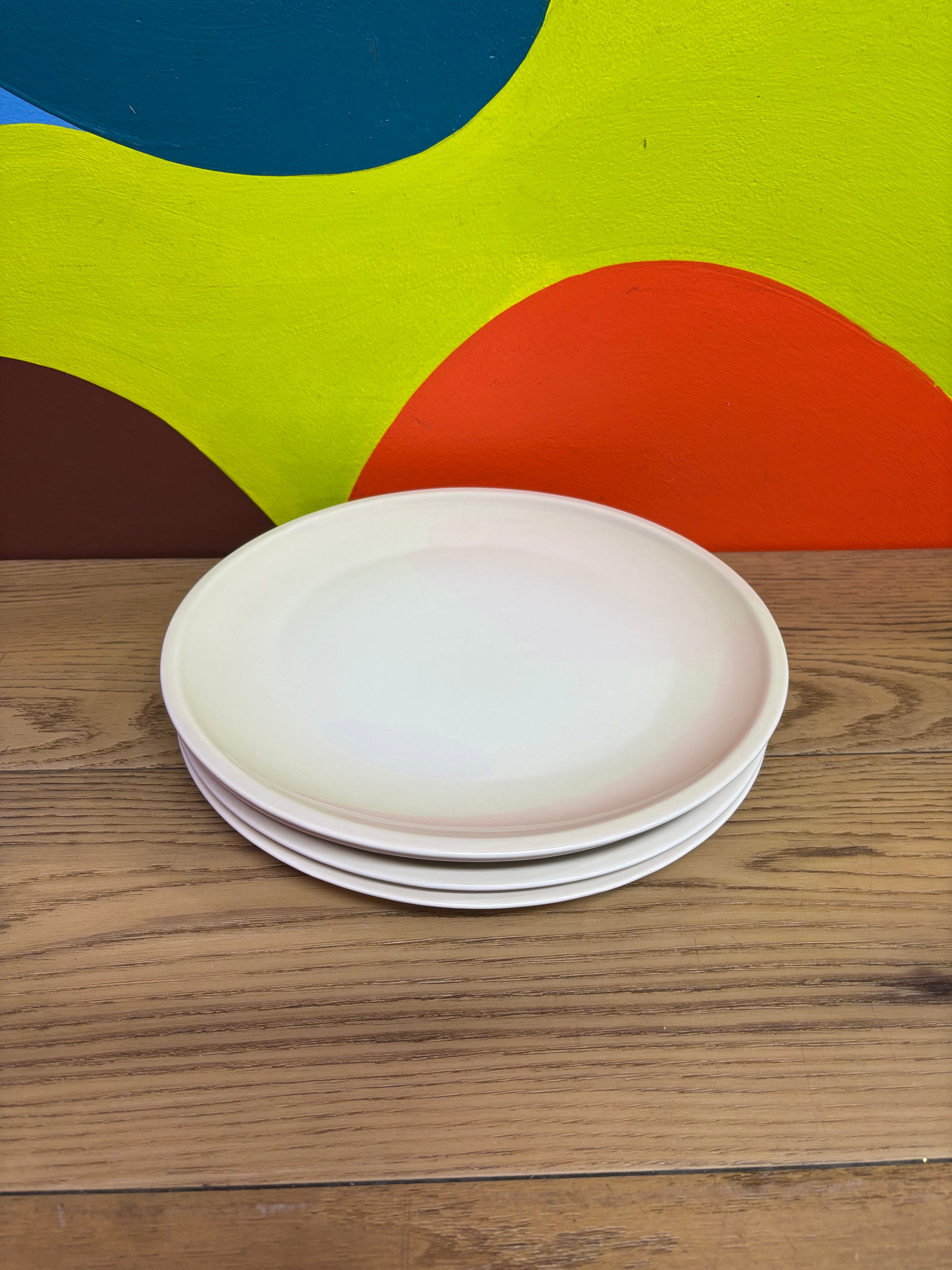 Le Creuset Set of 4 Plates