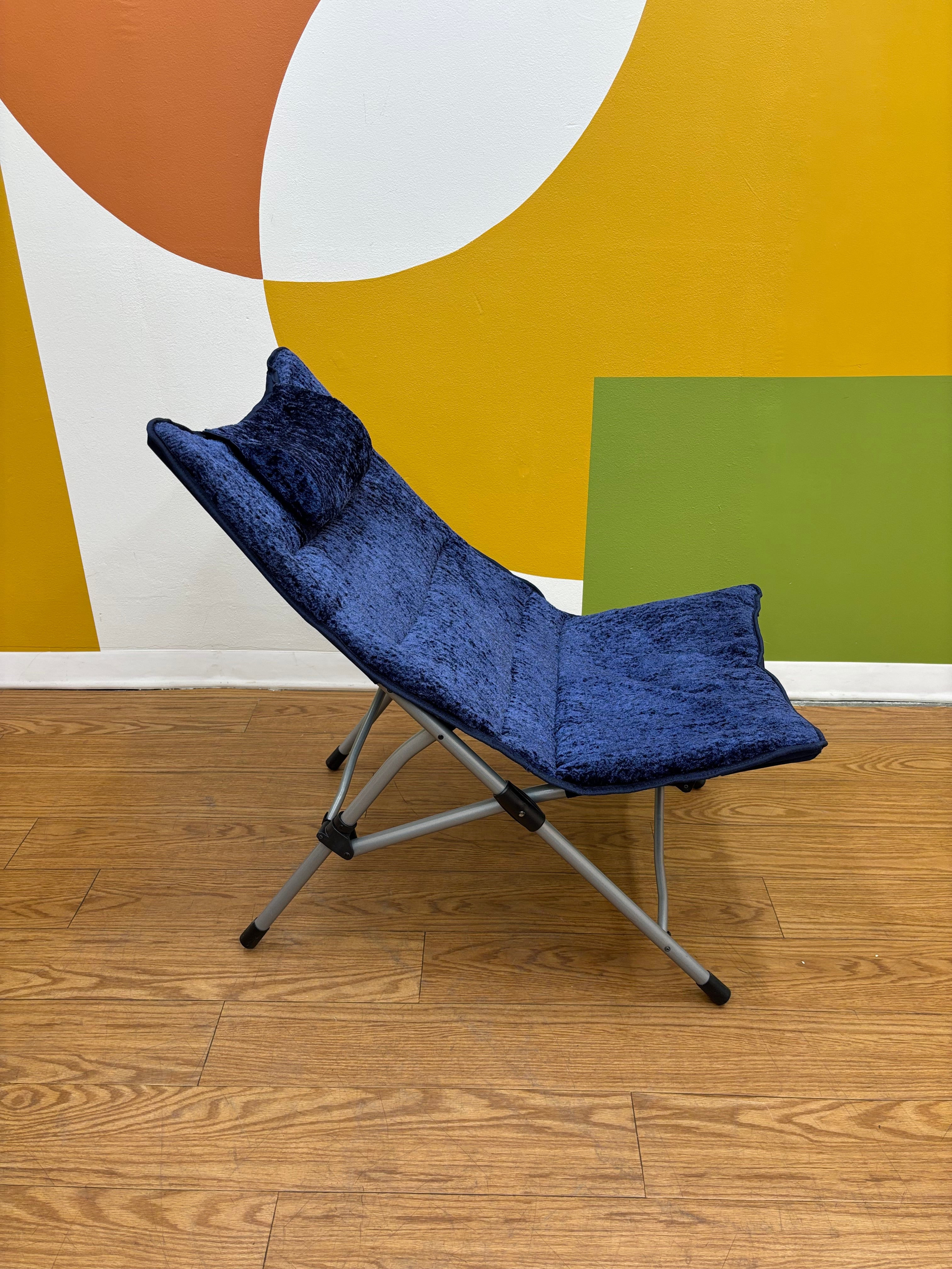 Folding Lounge Chair