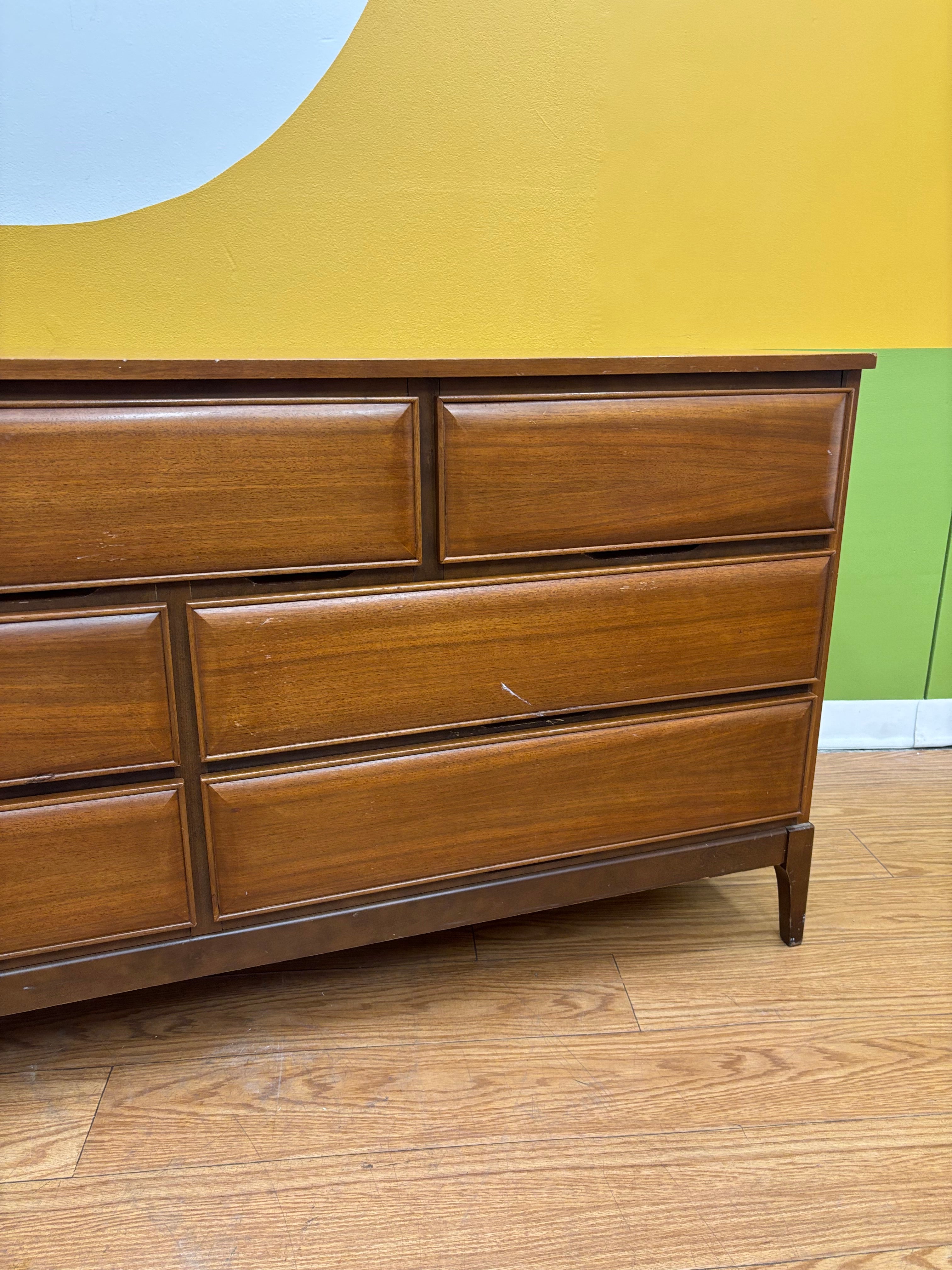 Wood 7 Drawer Dresser