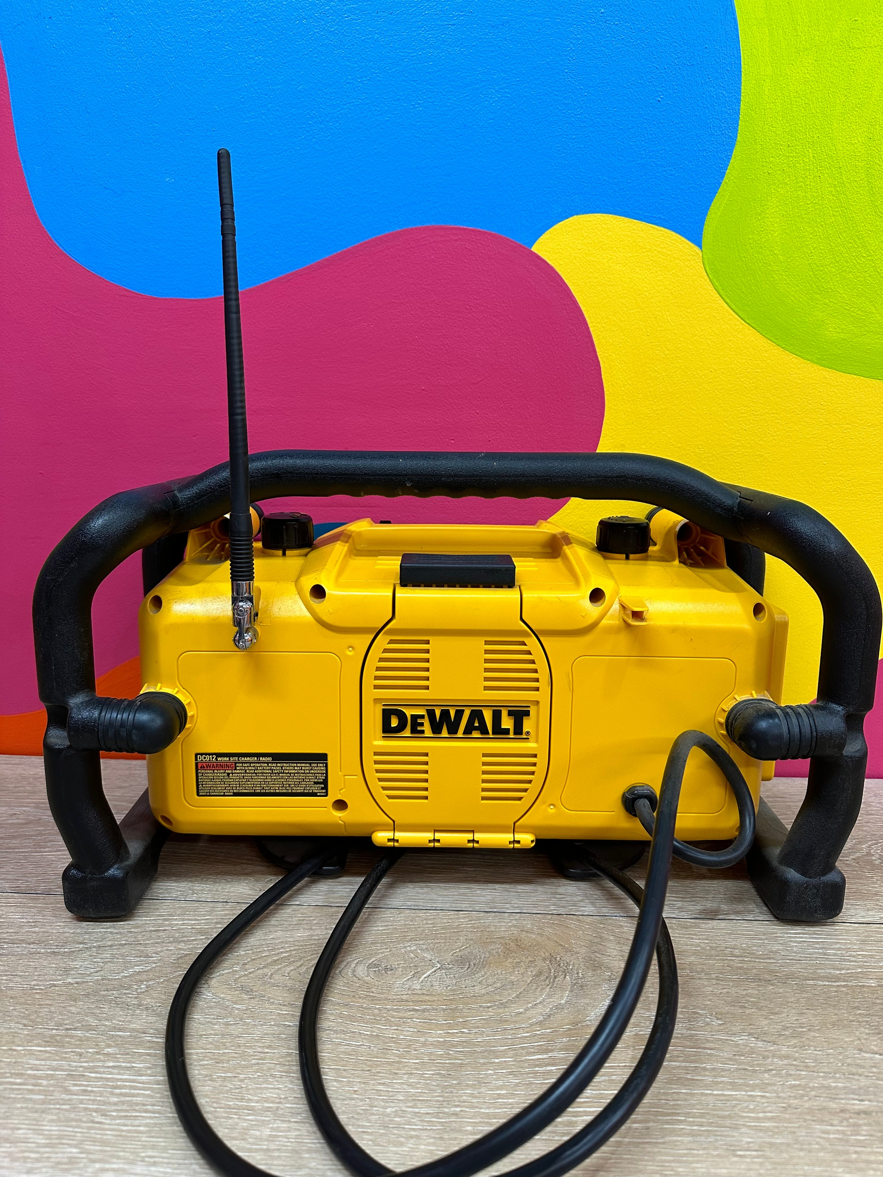 Dewalt Worksite Charger/Radio