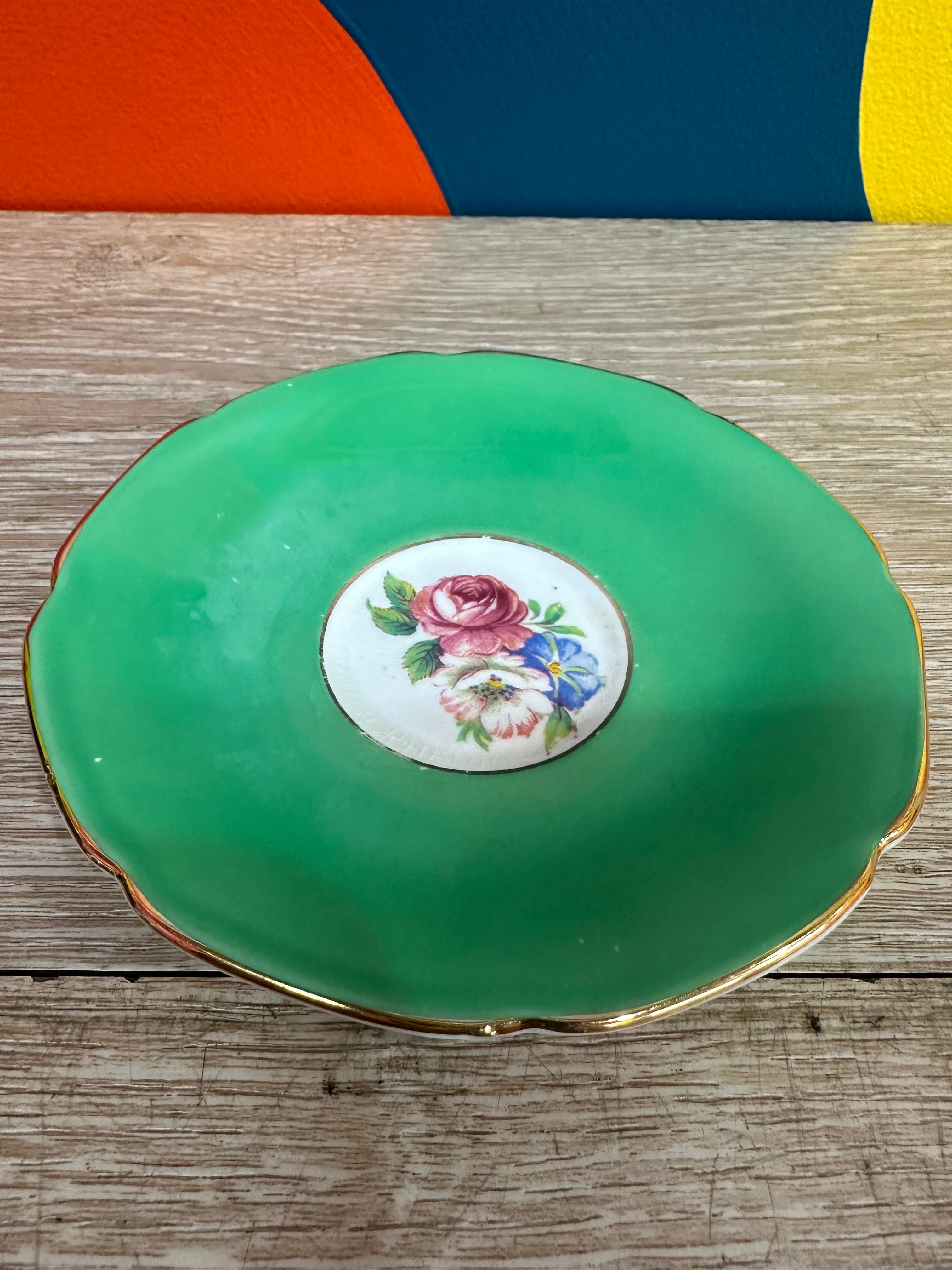 Green Paragon Fine Bone China Tea Cup with Matching Saucer